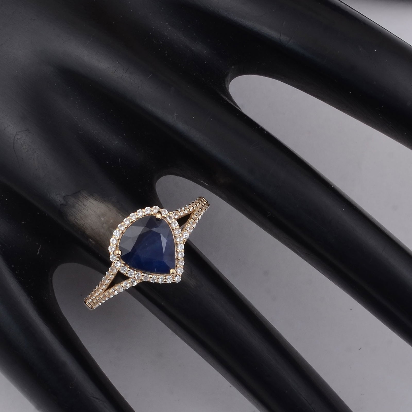 2.10 Ct Heart Blue Sapphire 9K Gold Ring - 2