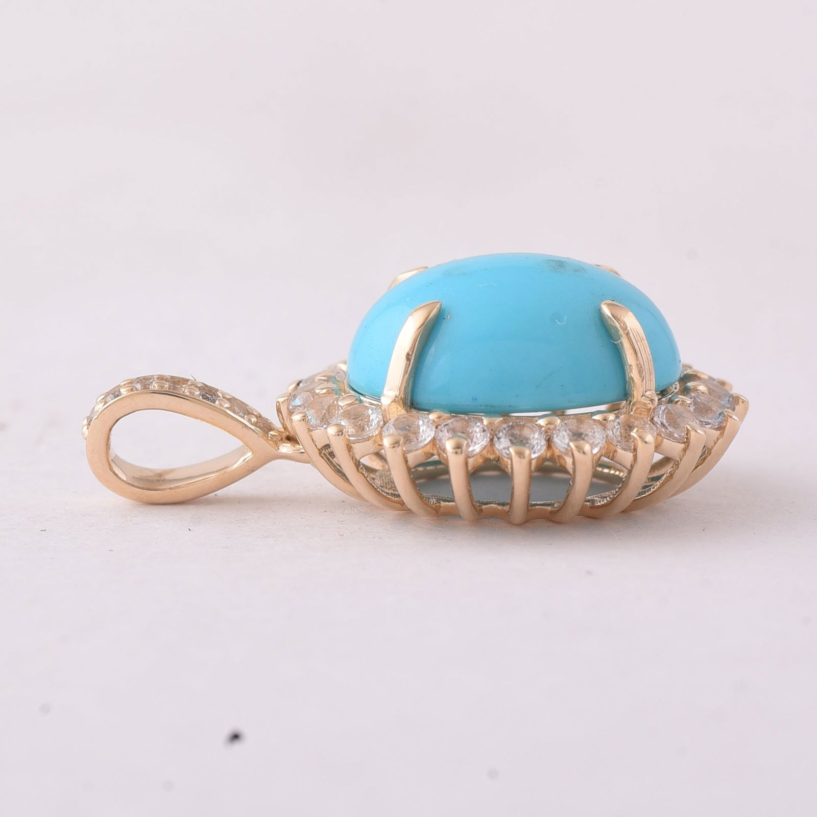 3.46 Ct Oval Turquoise 9K Gold Pendant - 3