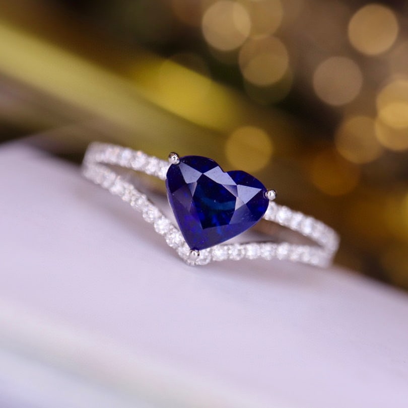 14K GOLD 1.25 CTW NATURAL SAPPHIRE & DIAMOND RING - 2