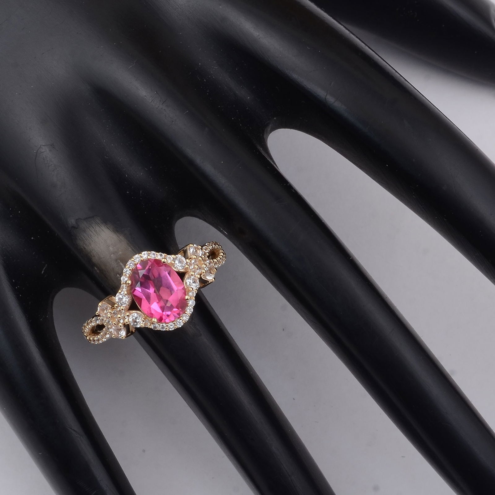 2.18 Ct Oval Pink Topaz 9K Gold Ring - 2
