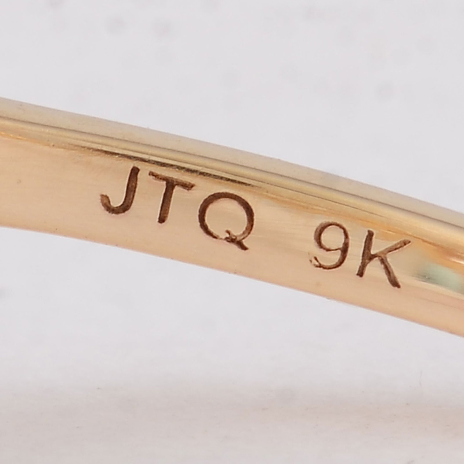 2.18 Ct Oval Pink Topaz 9K Gold Ring - 5