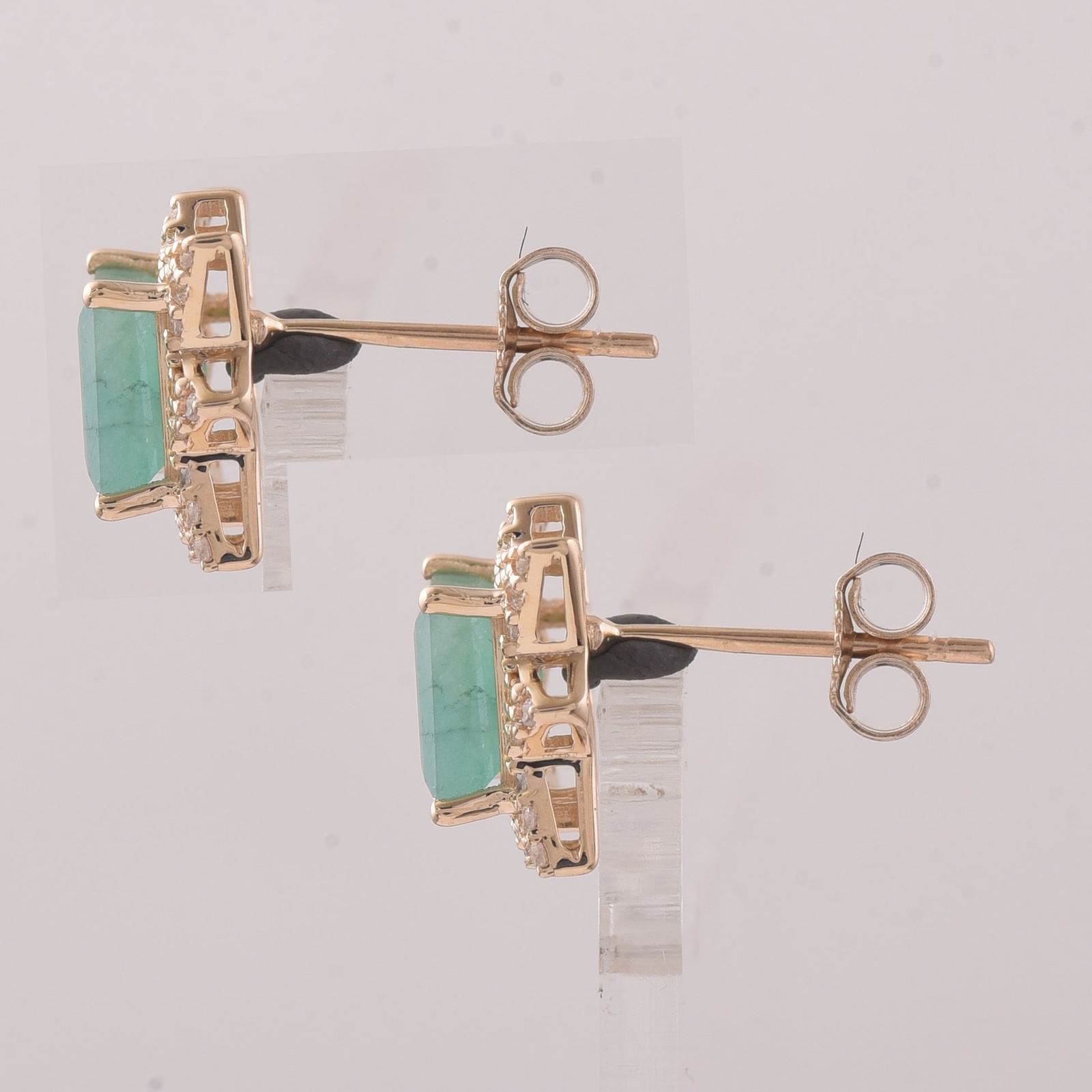 2.41 Ct Square Emerald 9K Gold Earrings - 3