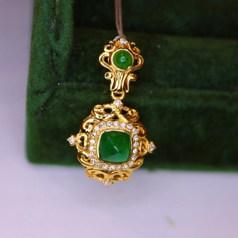 14K GOLD 0.77 CTW VIVID GREEN NATURAL EMERALD & DIAMOND PENDANT - 4