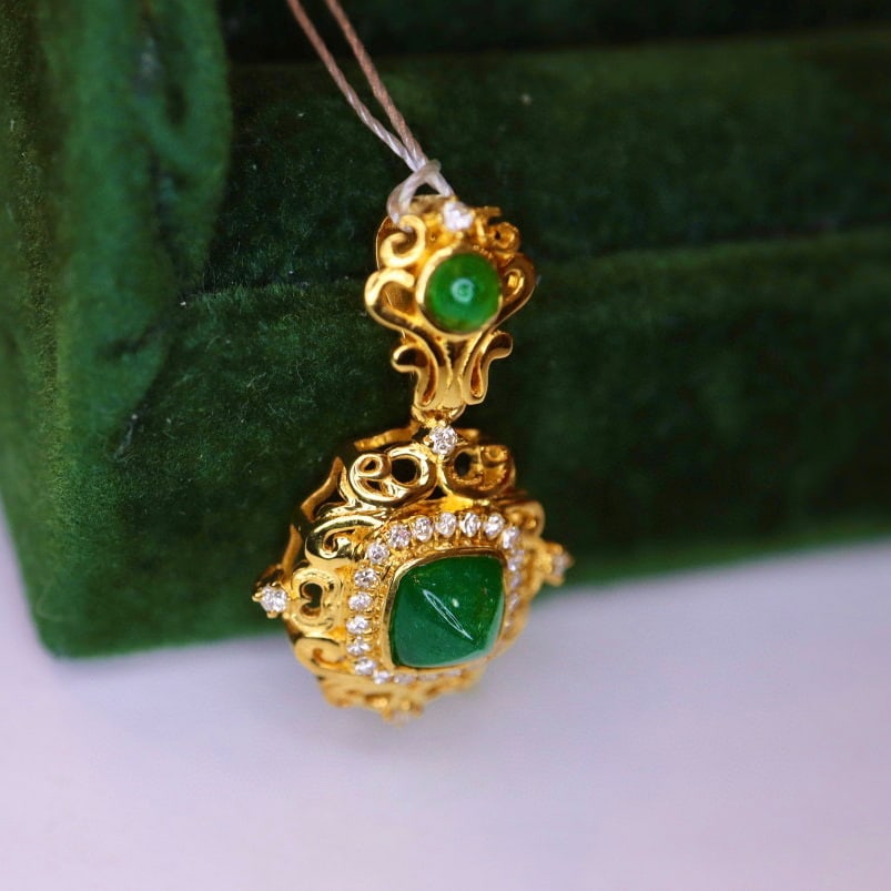 14K GOLD 0.77 CTW VIVID GREEN NATURAL EMERALD & DIAMOND PENDANT - 5