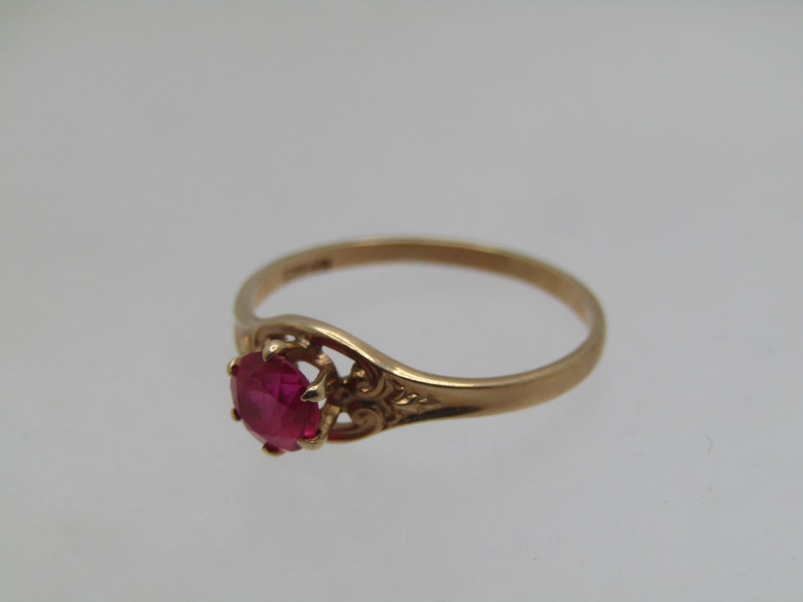 Vintage 10kt Ruby Ring, Sz. 5.5, Woman's, Scrolled. Appx. .50 ctw. 1930's-1950's - 5