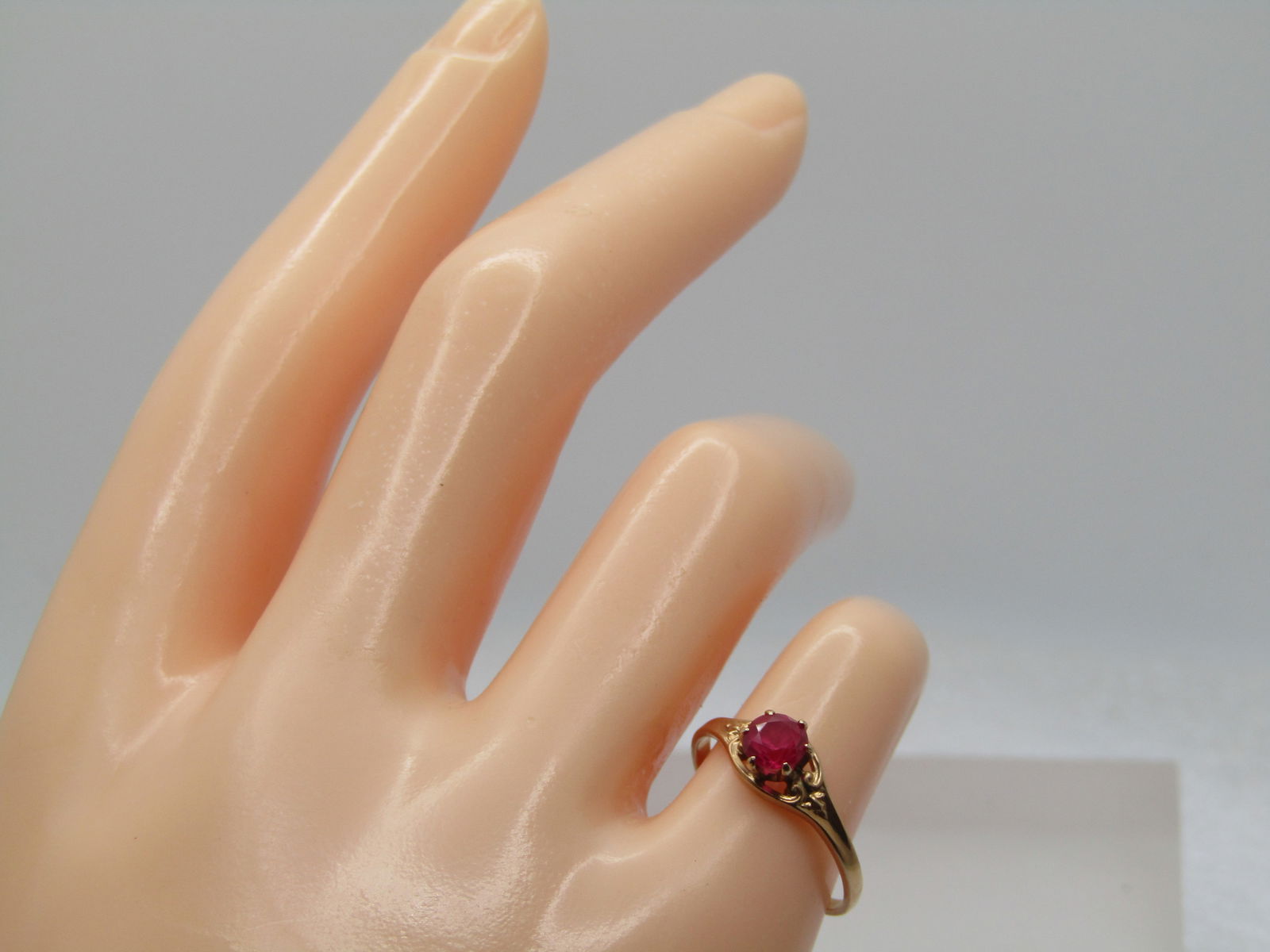 Vintage 10kt Ruby Ring, Sz. 5.5, Woman's, Scrolled. Appx. .50 ctw. 1930's-1950's - 8