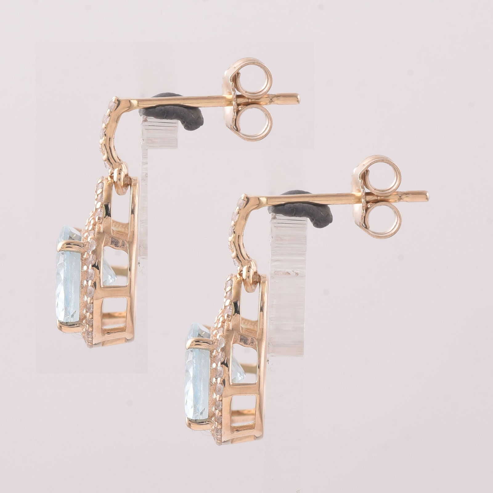 3.16 Ct Oval Aquamarine 9K Gold Earrings - 2