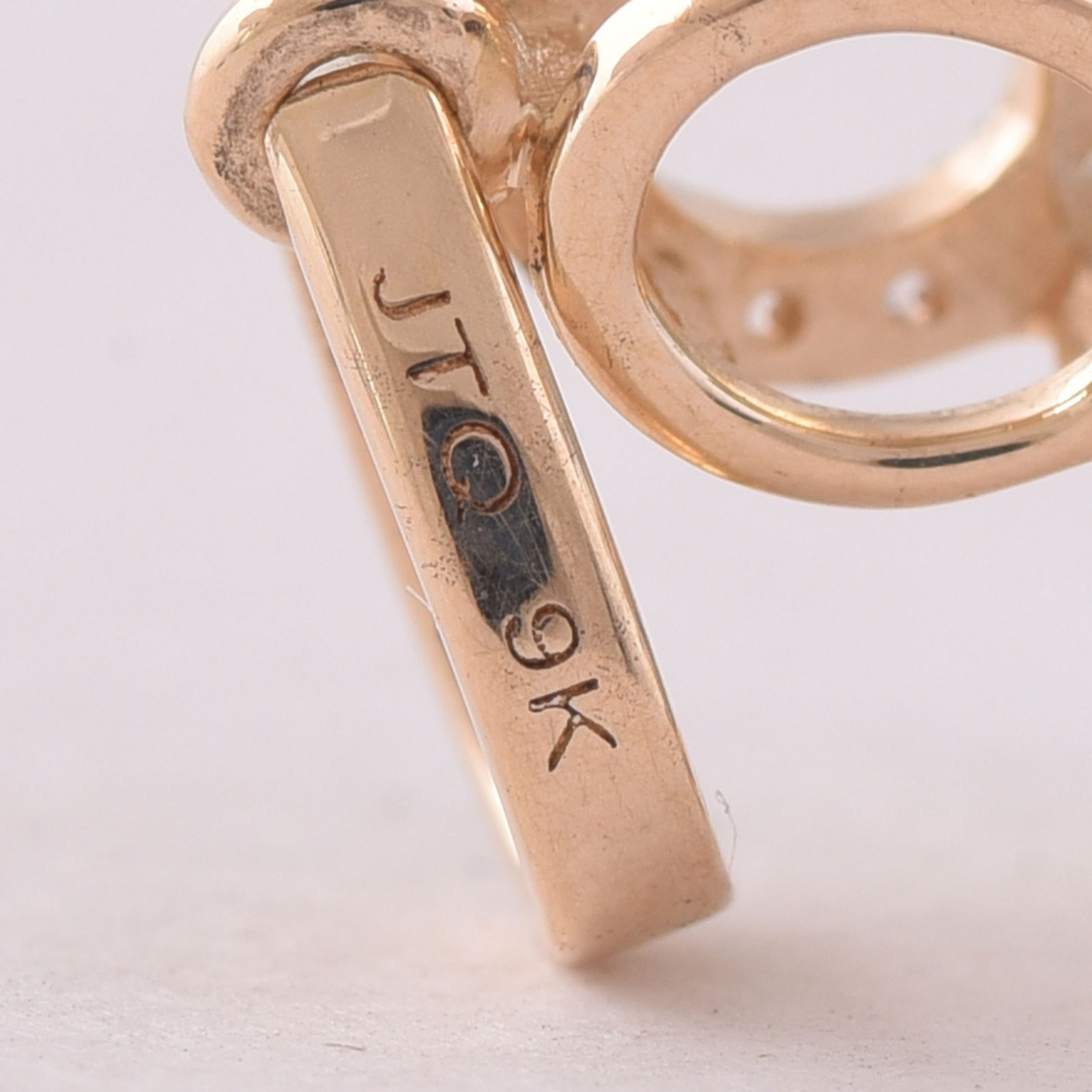 4.10 Ct Round Blue Topaz 9K Gold Pendant - 4