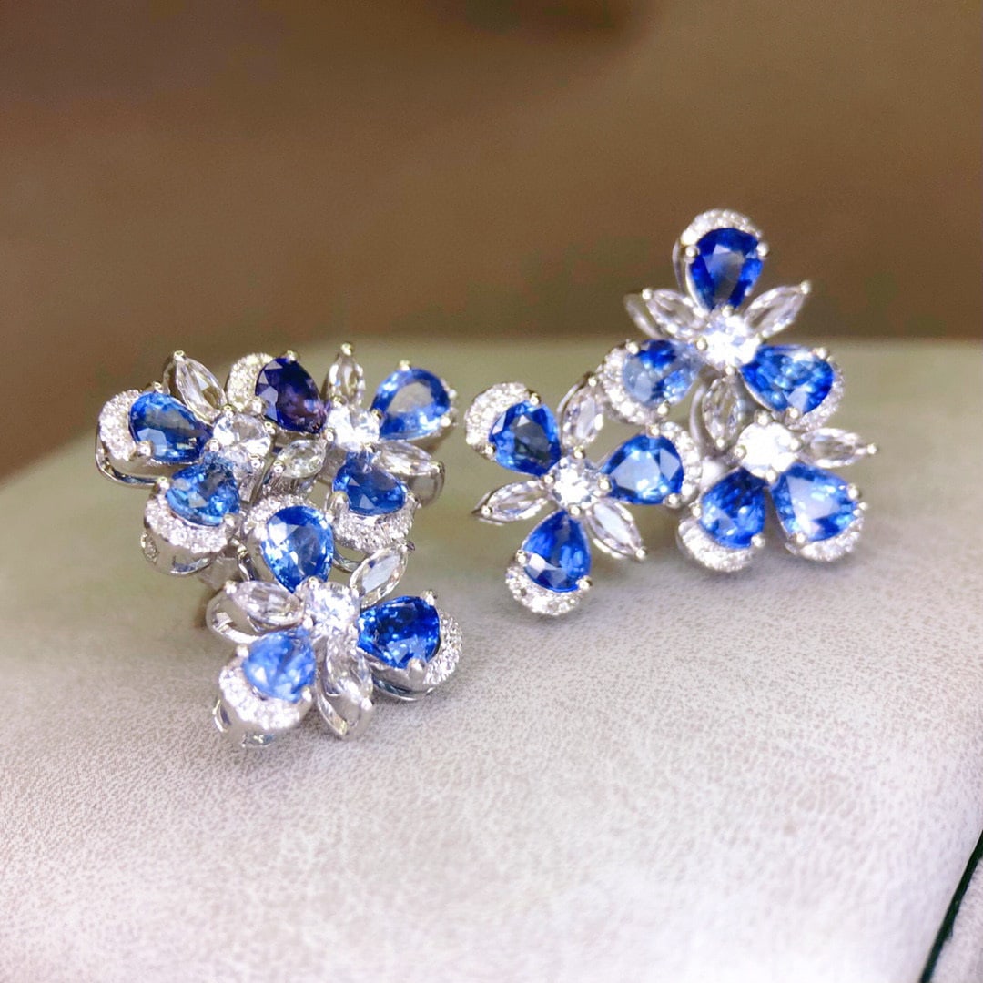 14K GOLD 5.62 CTW NATURAL SAPPHIRE & DIAMOND EARRINGS - 2
