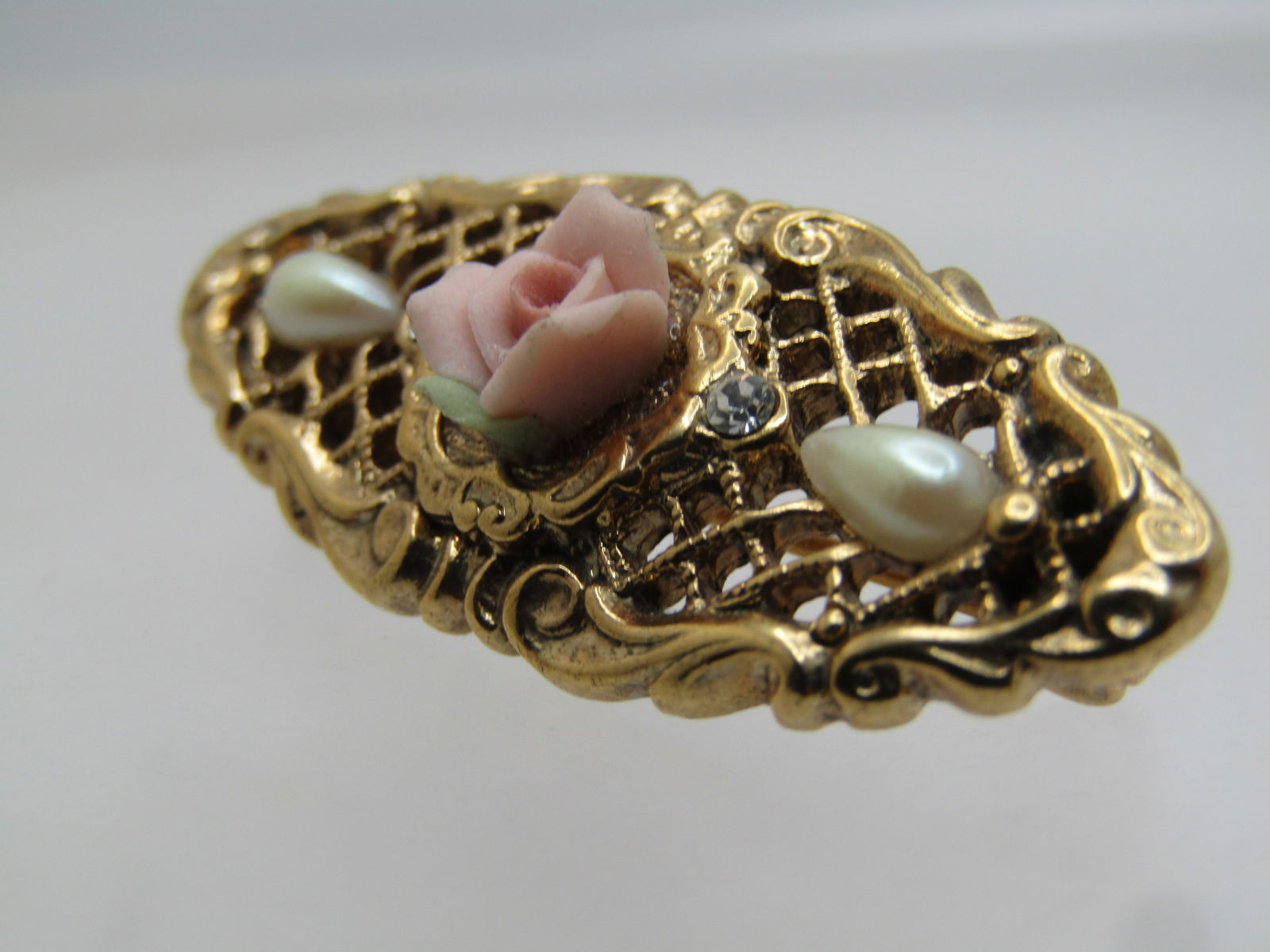 Vintage Porcelain Rose, Faux Pearl Brooch, 1980's-1990's - 5