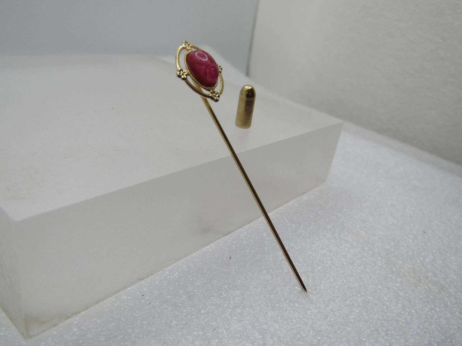 Vintage Synthetic Pink Star Sapphire Stick Pin, 1960's-1970's - 3
