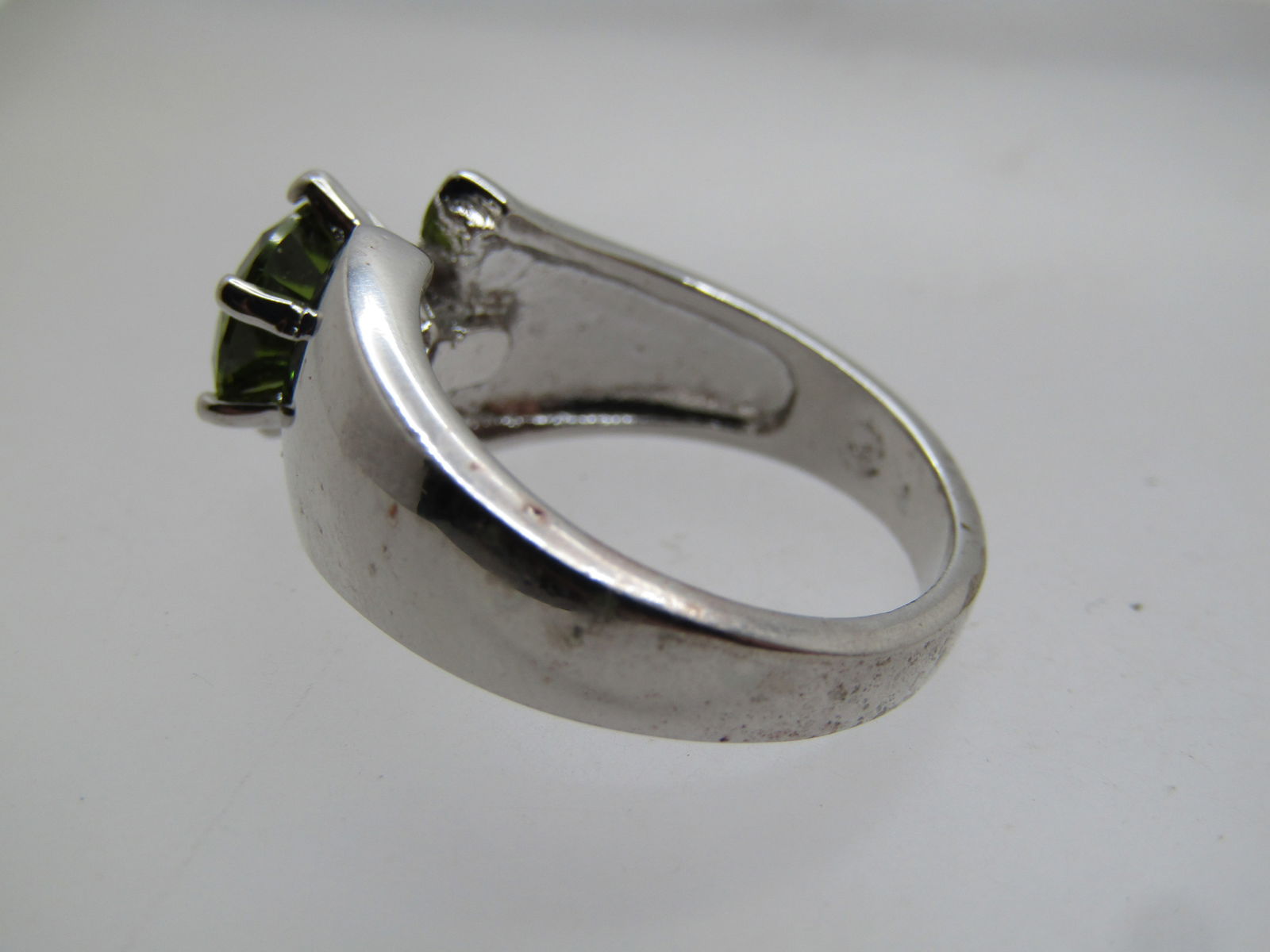 Vintage Dark Green Stone Ring, Sz. 7.5, Silver Tone, 1980's-1990's - 5