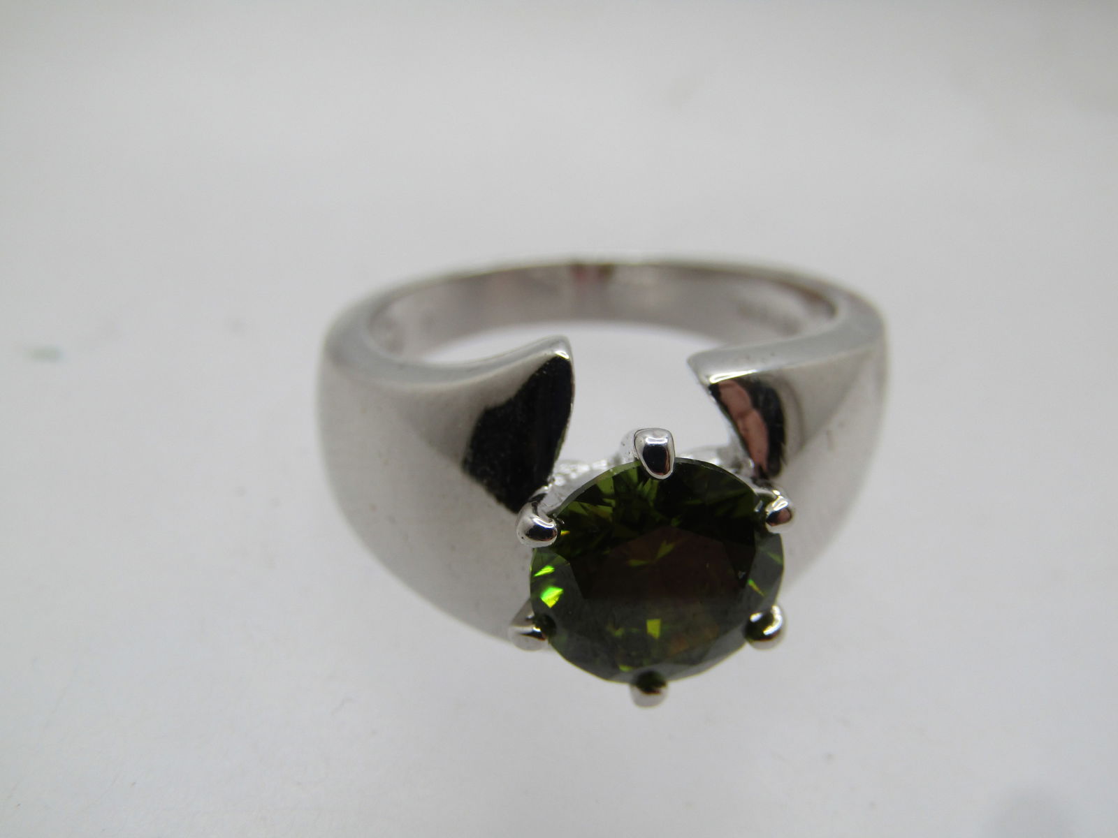 Vintage Dark Green Stone Ring, Sz. 7.5, Silver Tone, 1980's-1990's - 6