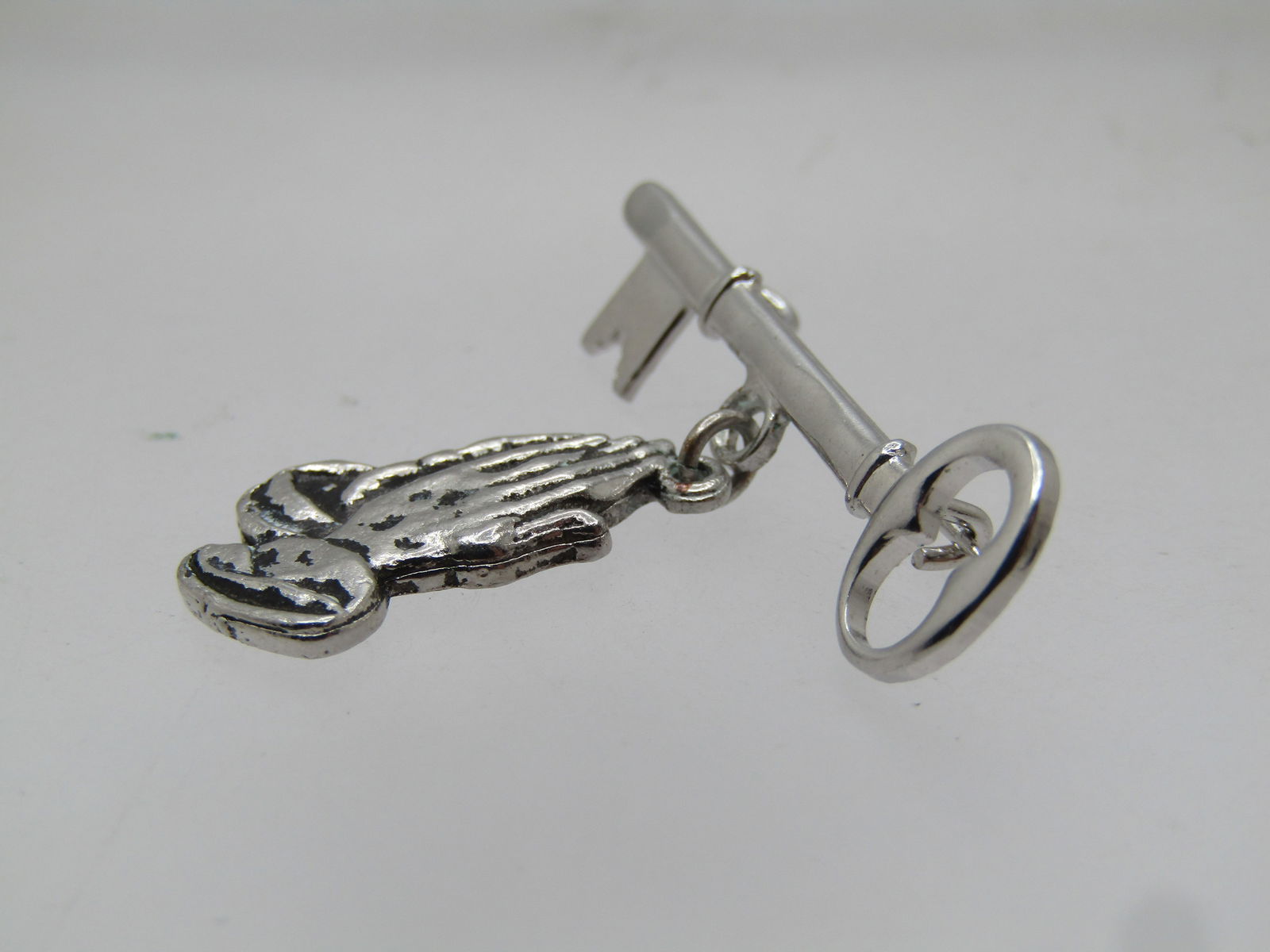 Vintage Praying Hands Key Brooch, 1960's-1970's - 2