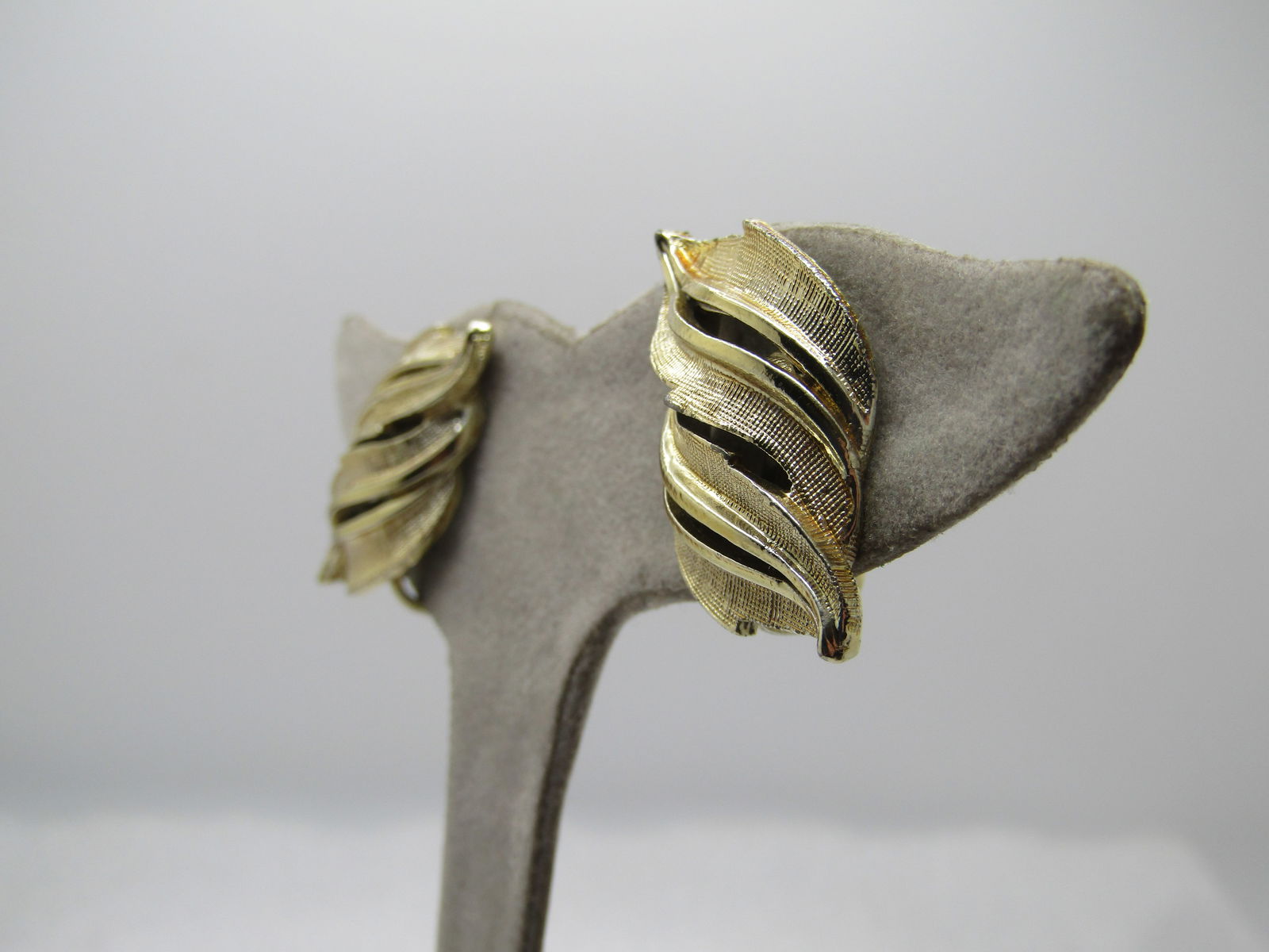 Vintage Coro Curved Earrings, Clip, Leaf-like, 1960's - 2