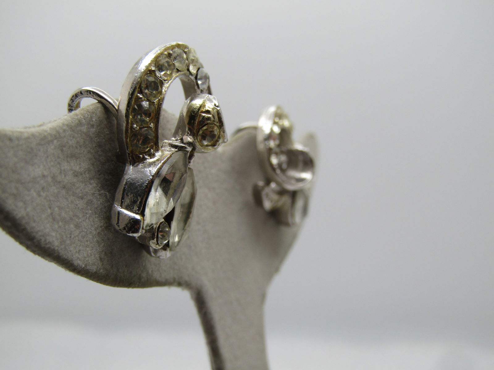 Vintage Coro Rhinestone Earrnigs, Screwback 1940's-1950's - 3