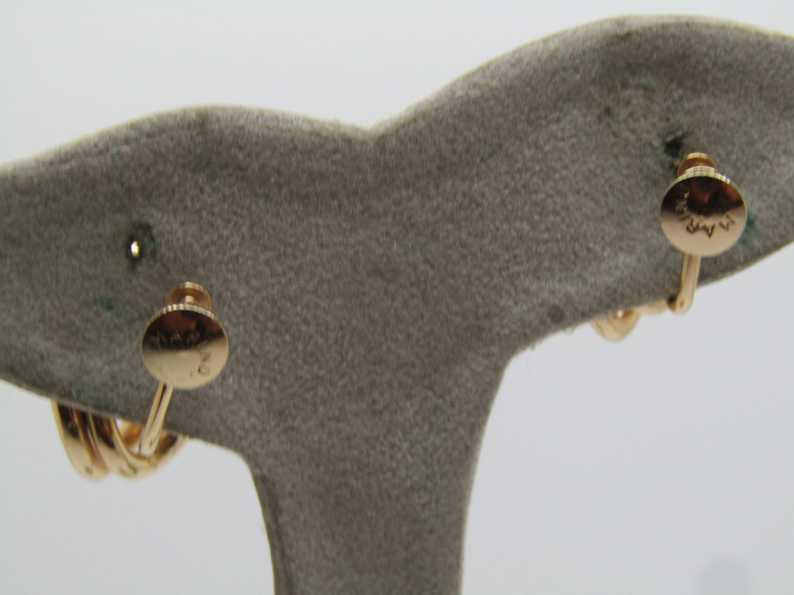 Vintage Bead And Link Screwback Earrings, Marino, 1960. - 4