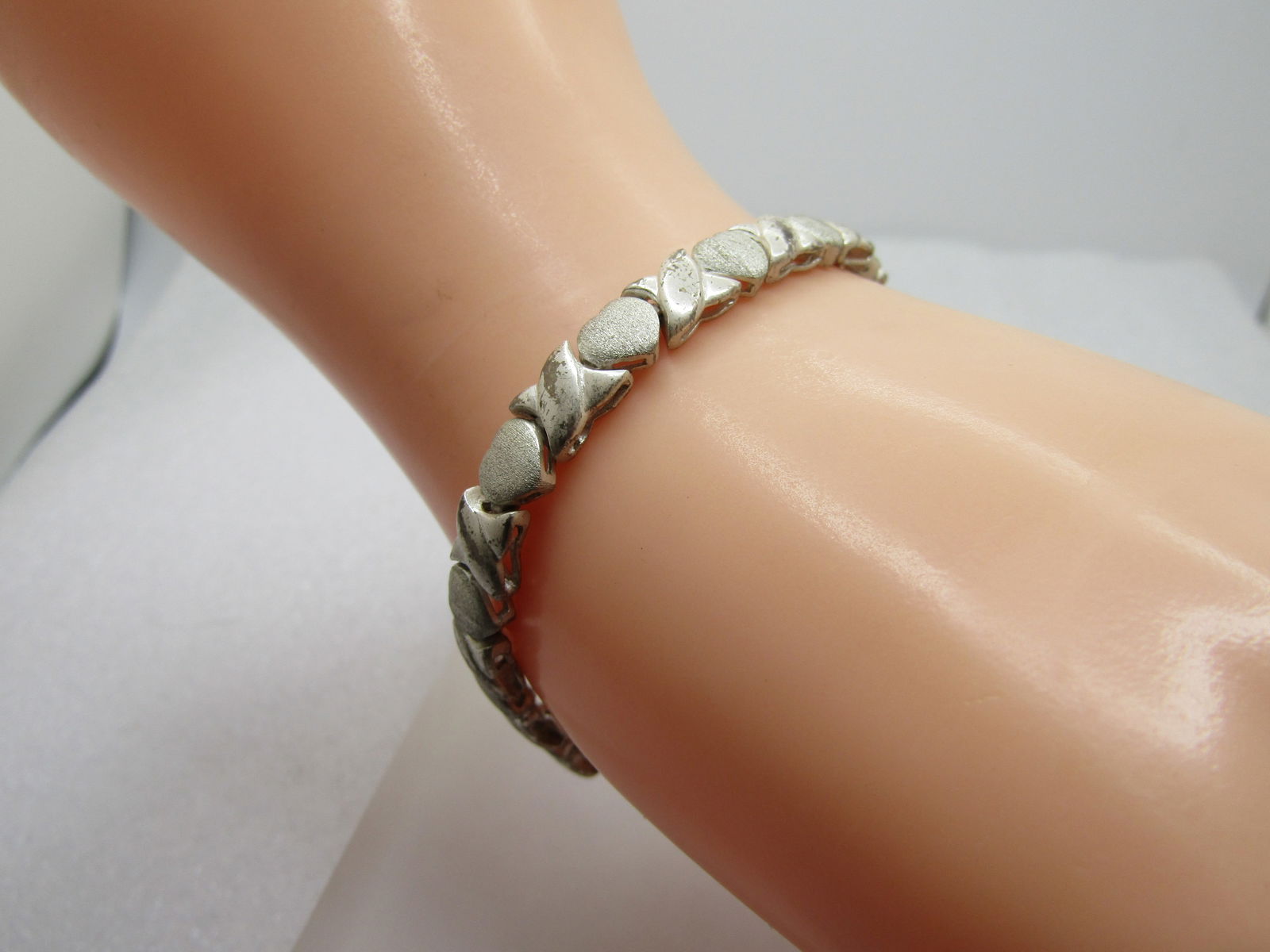 Vintage Sterling Hearts & Z Bracelet, 7", Double Safety, 1980's, Signed - 3