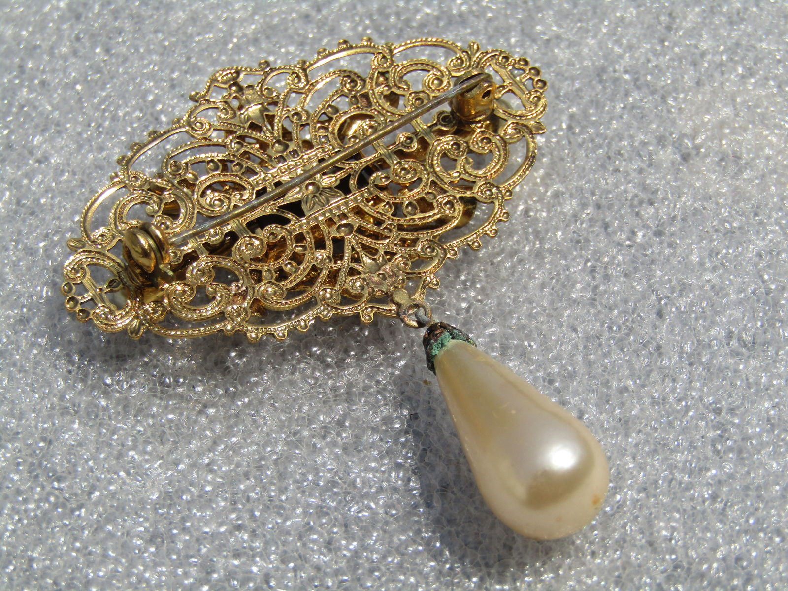 Vintage Filigree Faux Pearl/Black Stone Brooch, Drop Pearl, 1970's-1980's - 4