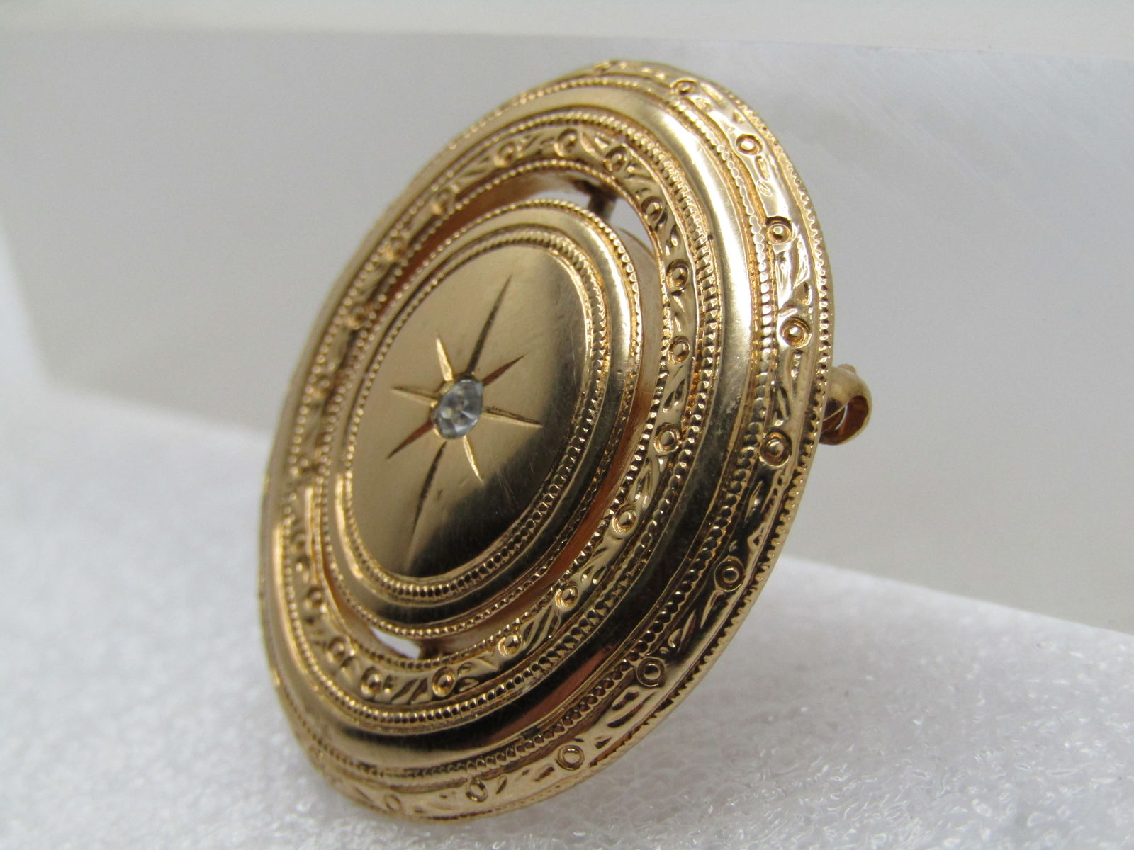 Vintage Avon Photo Locket Spinner Brooch, 1970's-1980's - 2