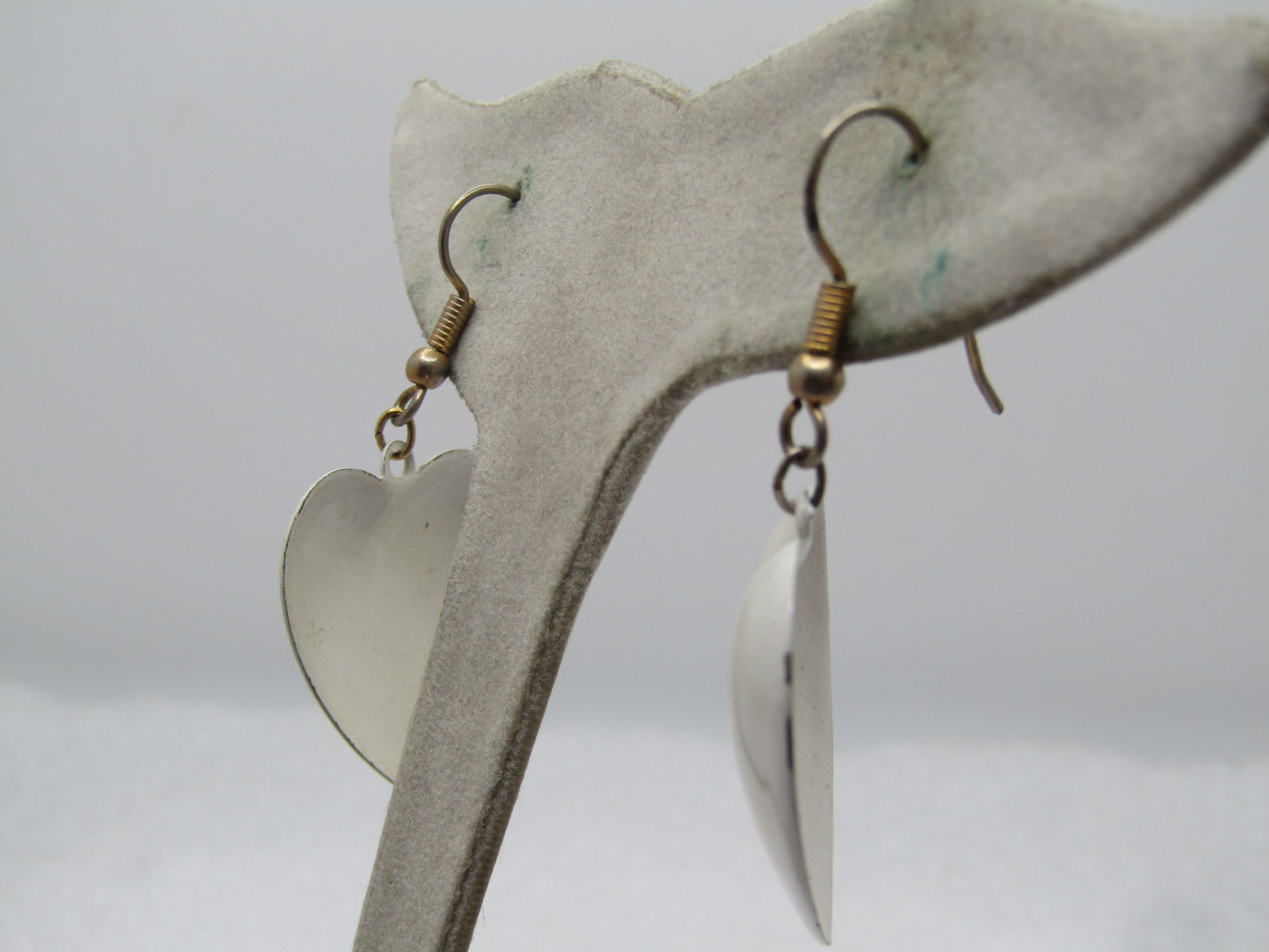 Vintage White Enameled Hear Earrings, 1960's, Pierced - 3