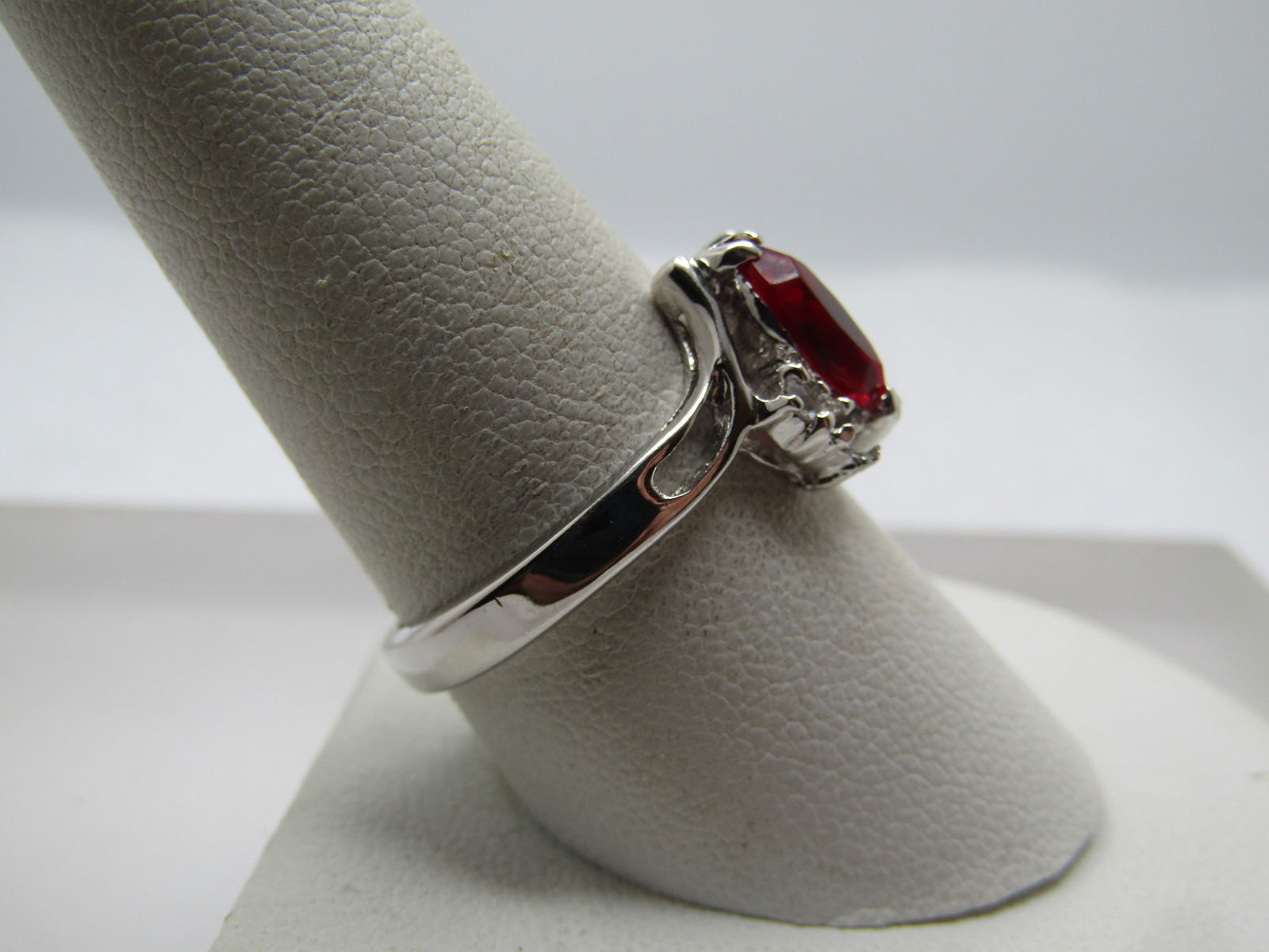 Vintage Red & Clear Stone Ring, Sz. 9.5, 1970's-1980's - 4