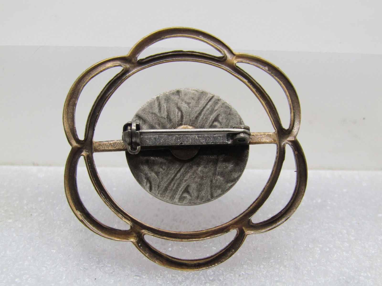 Vintage Purple Agate Two-Tone Brooch, Scalloped, 1980's-1990's - 4