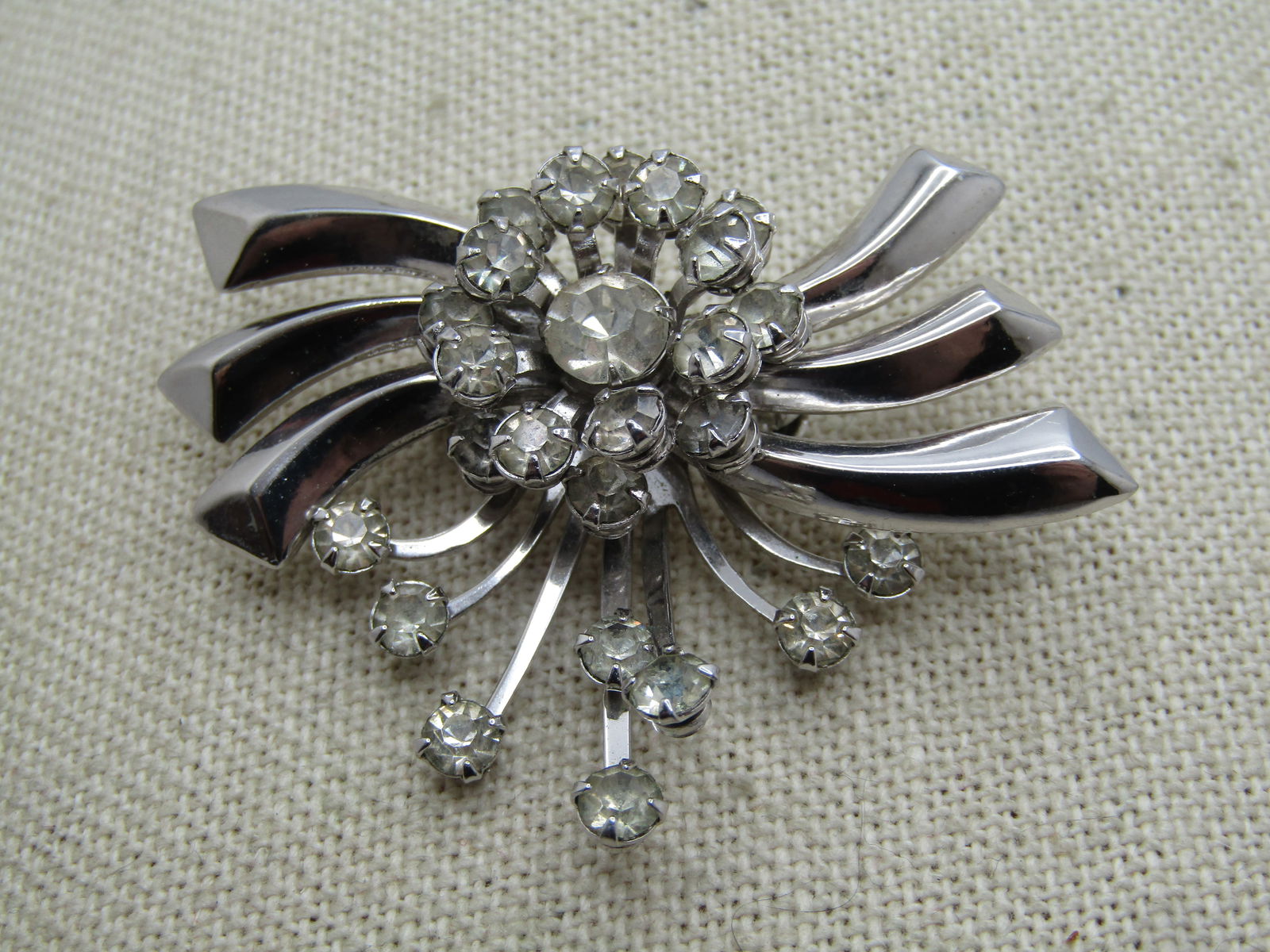 Vintage Clear Rhinestone Flared Brooch/Pendant, 1940's-1960's - 2