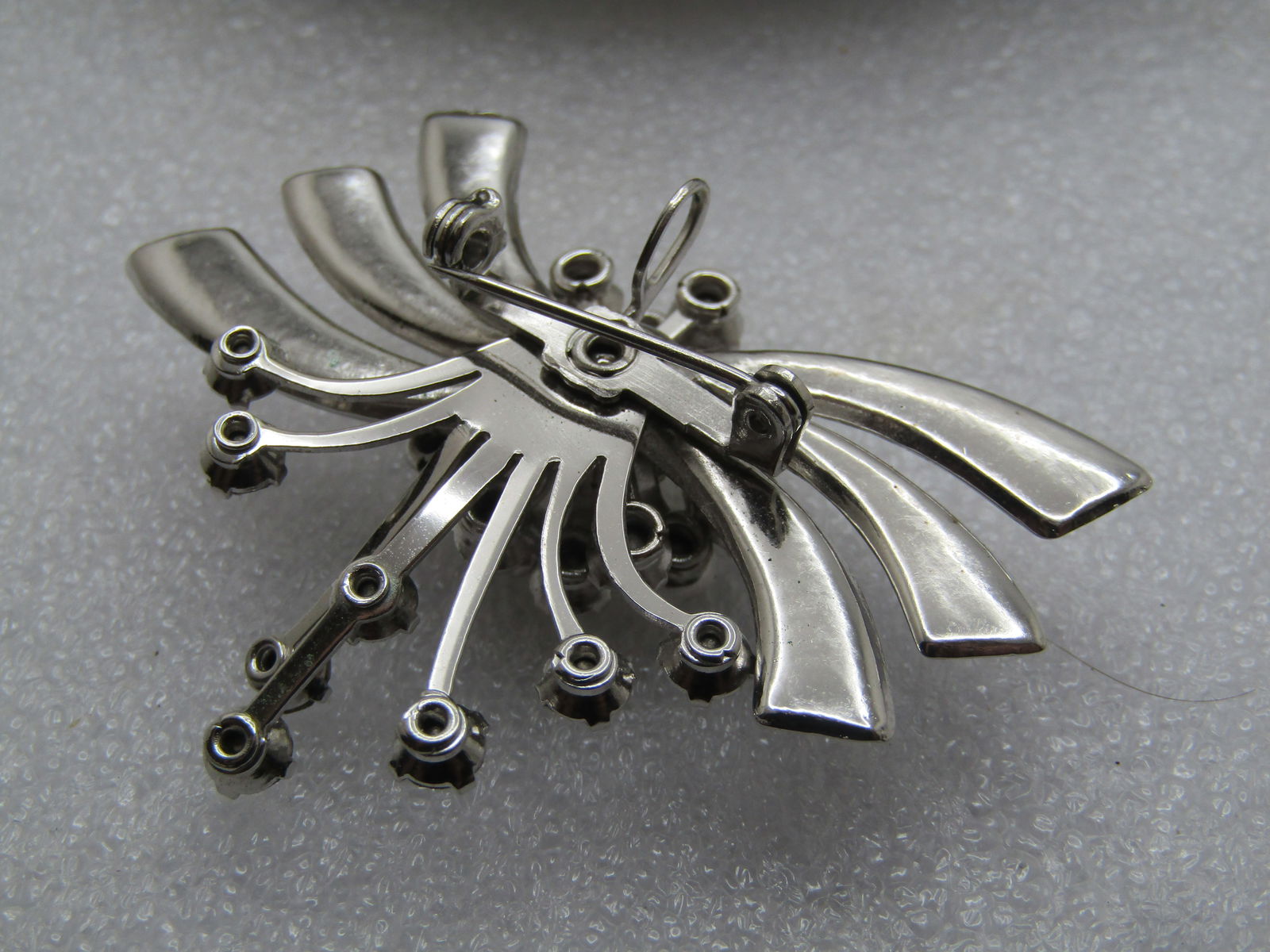 Vintage Clear Rhinestone Flared Brooch/Pendant, 1940's-1960's - 5