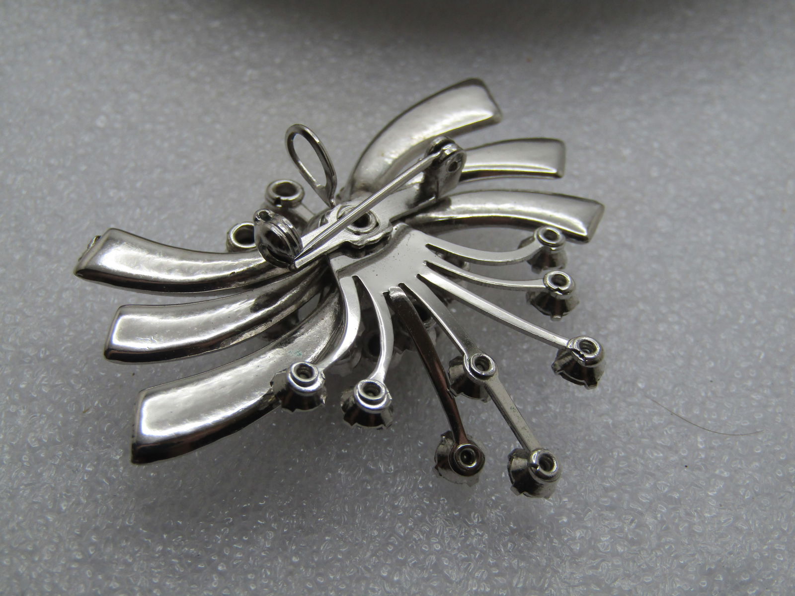 Vintage Clear Rhinestone Flared Brooch/Pendant, 1940's-1960's - 6