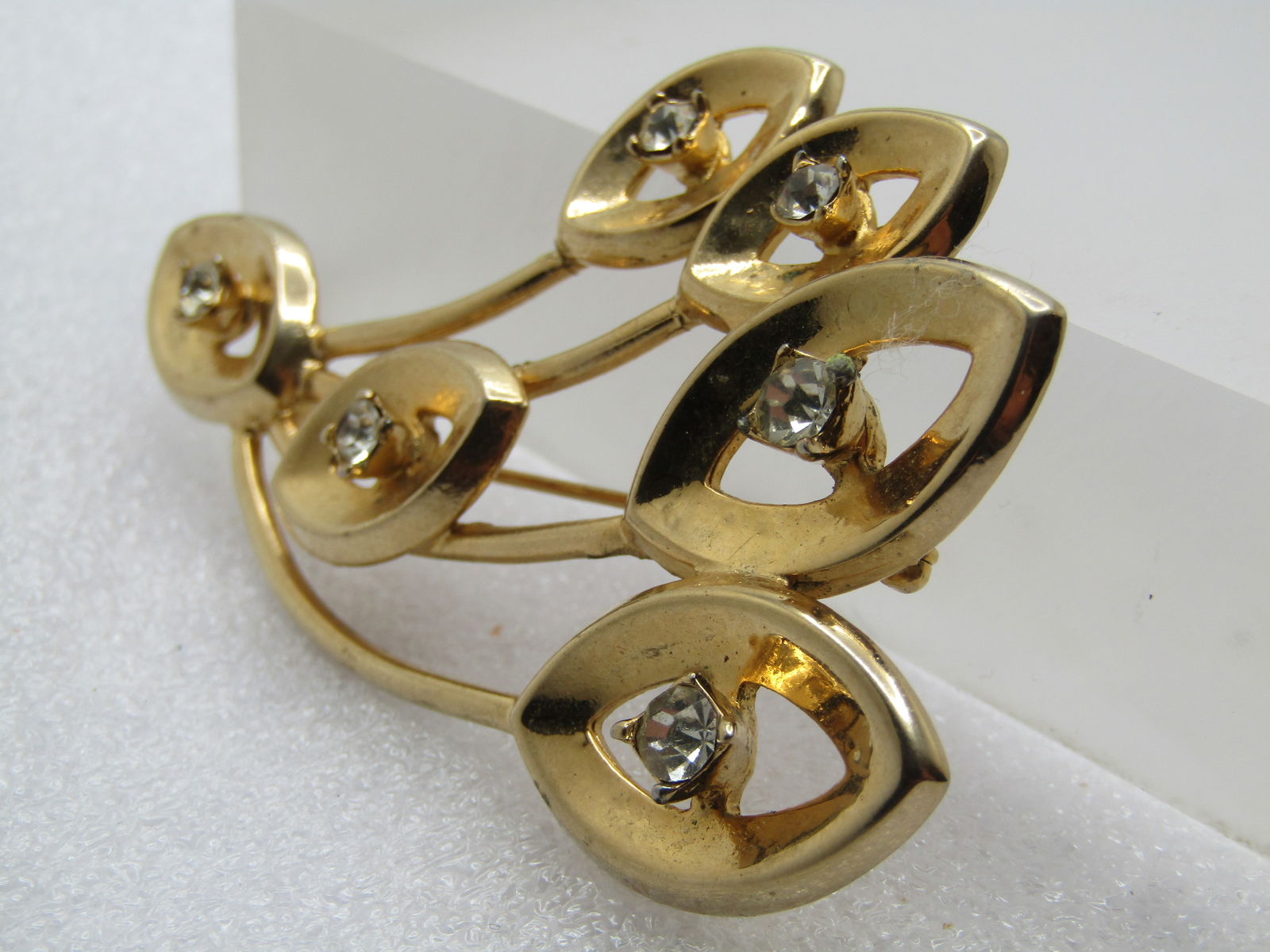 Vintage Mod Leaf Brooch with Rhinestones, 1960's - 3