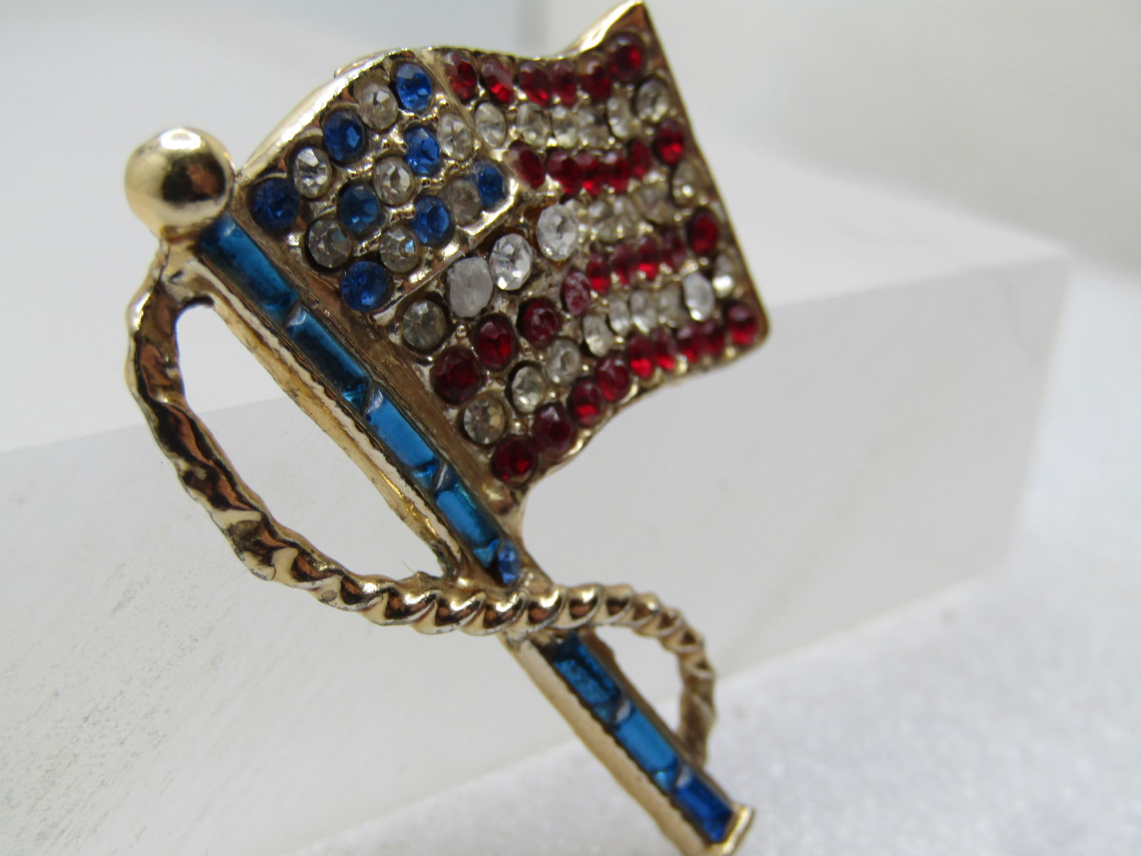 Vintage Red/Clear/Blue USA Flag Brooch 1960's-1970's - 3