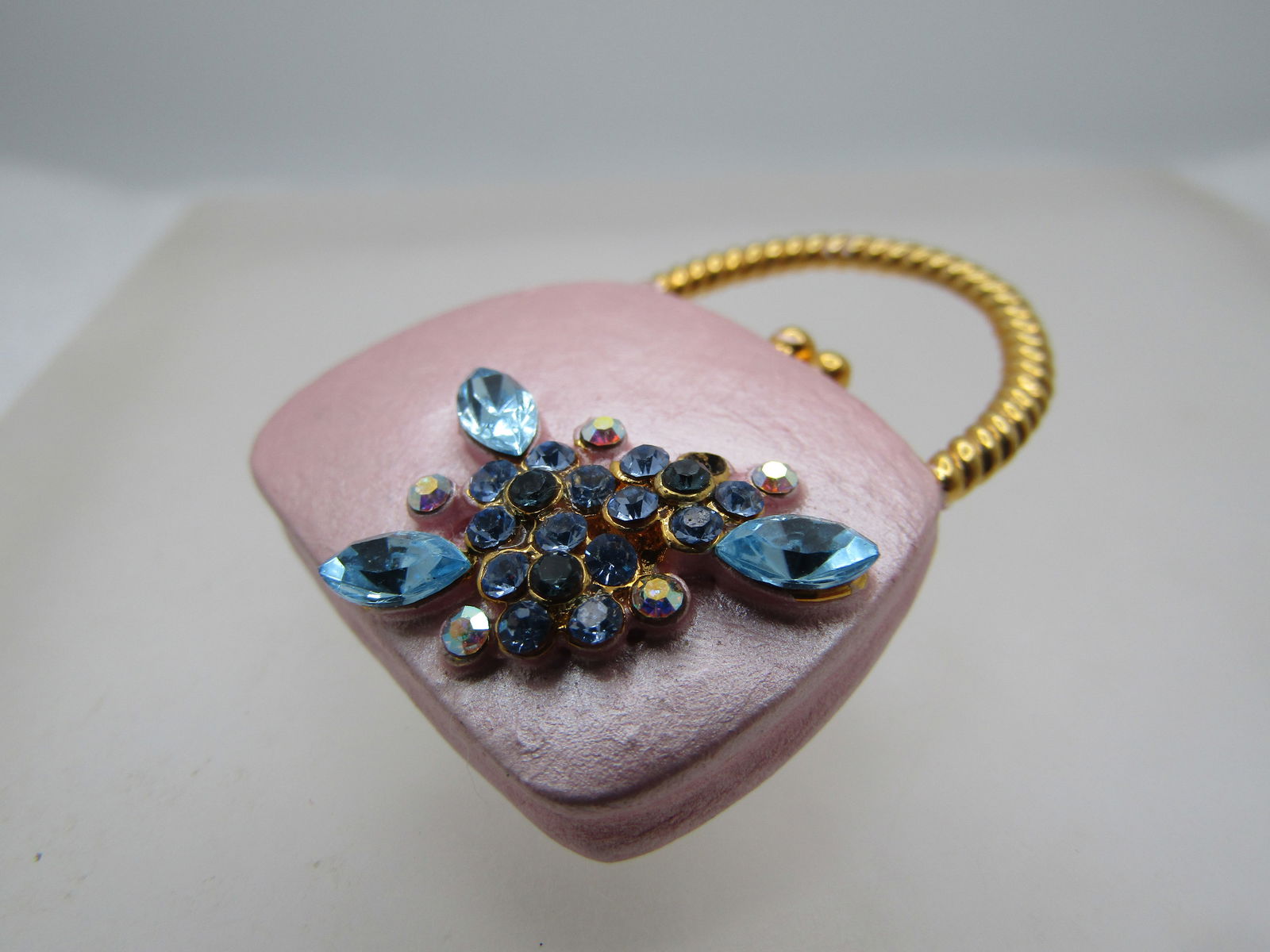 Vintage Pink Pearly Purse Tack Pin, Blue Rhinestones, 1980's - 5