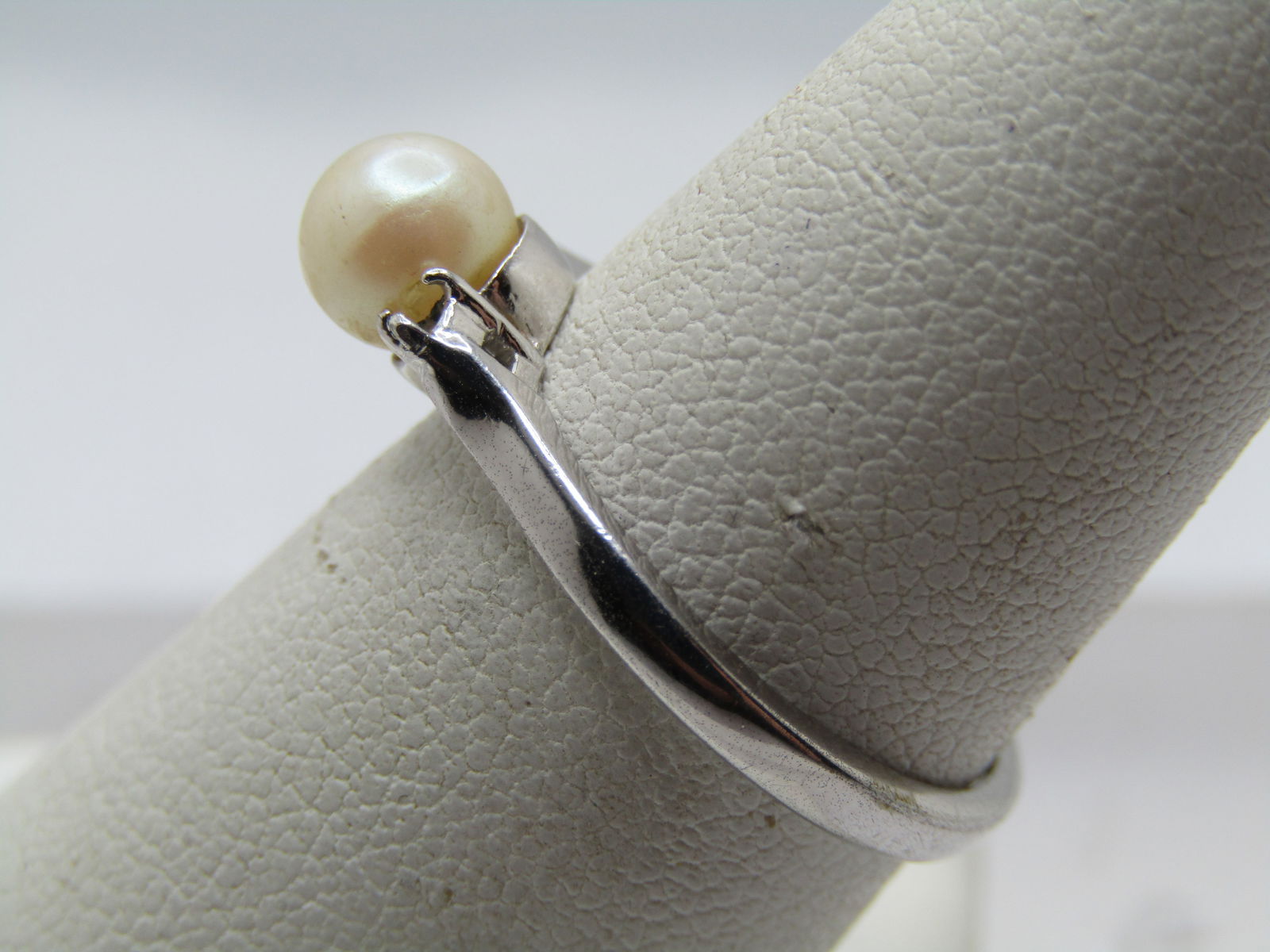 Vintage Faux Pearl & Rhinestone Ring, Sz. 7.5, 1970's-1980's - 3