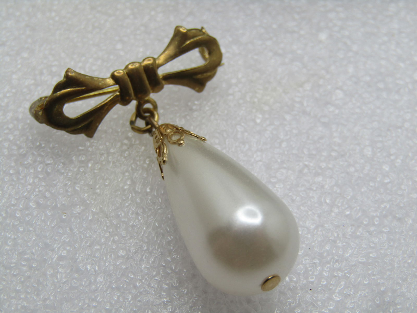 Vintage Bow & Drop Faux Pearl Brooch, 1940's-1950's - 7