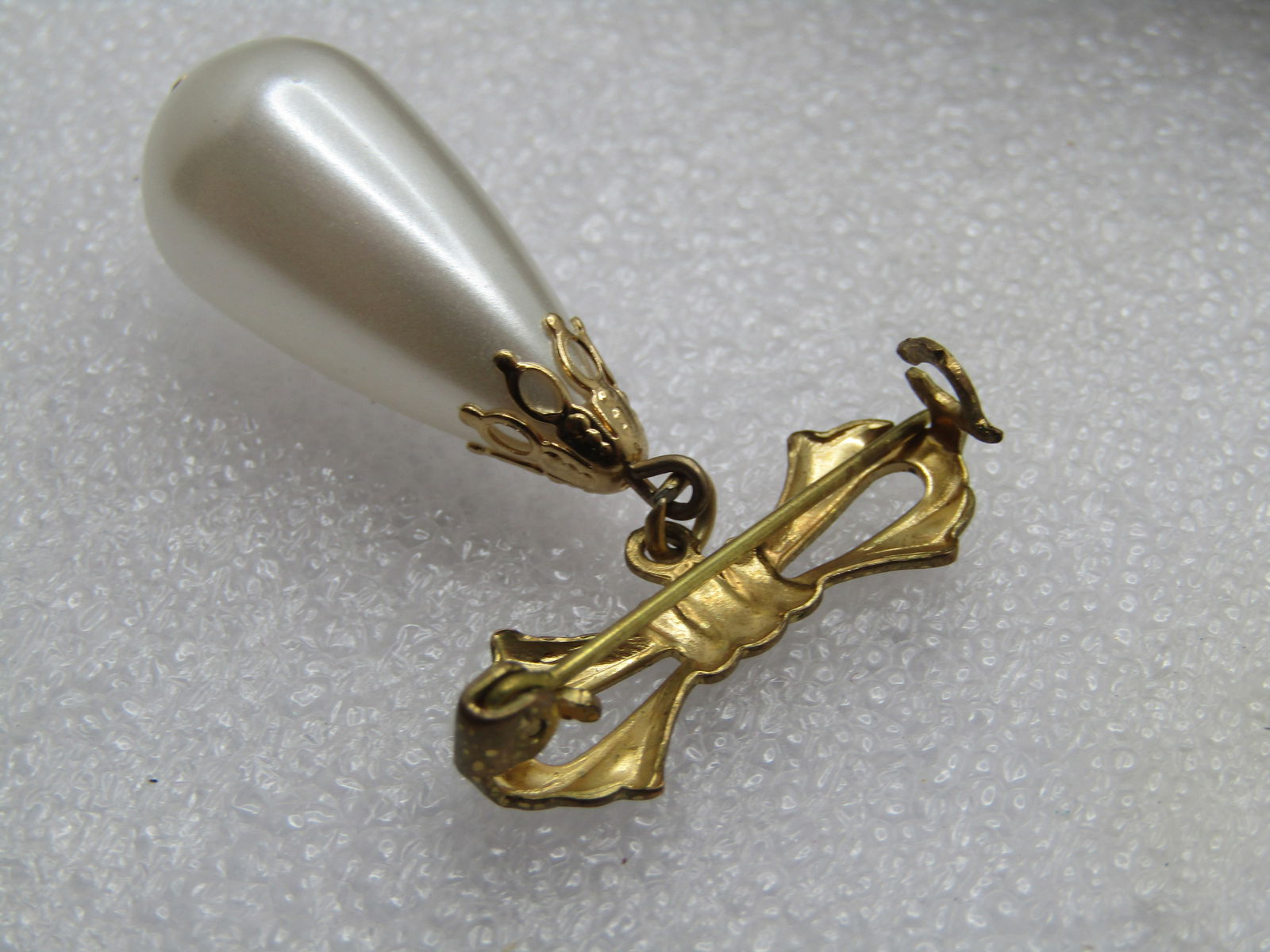 Vintage Bow & Drop Faux Pearl Brooch, 1940's-1950's - 8