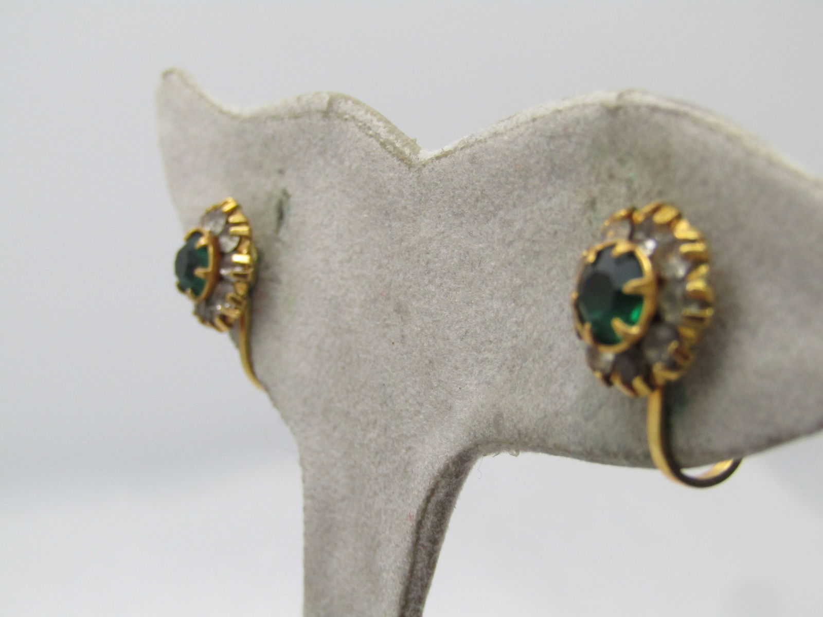 Vintage 12KT GF Green And Clear Halo Rhinestone Earrings, Screwback, 1940's. - 2