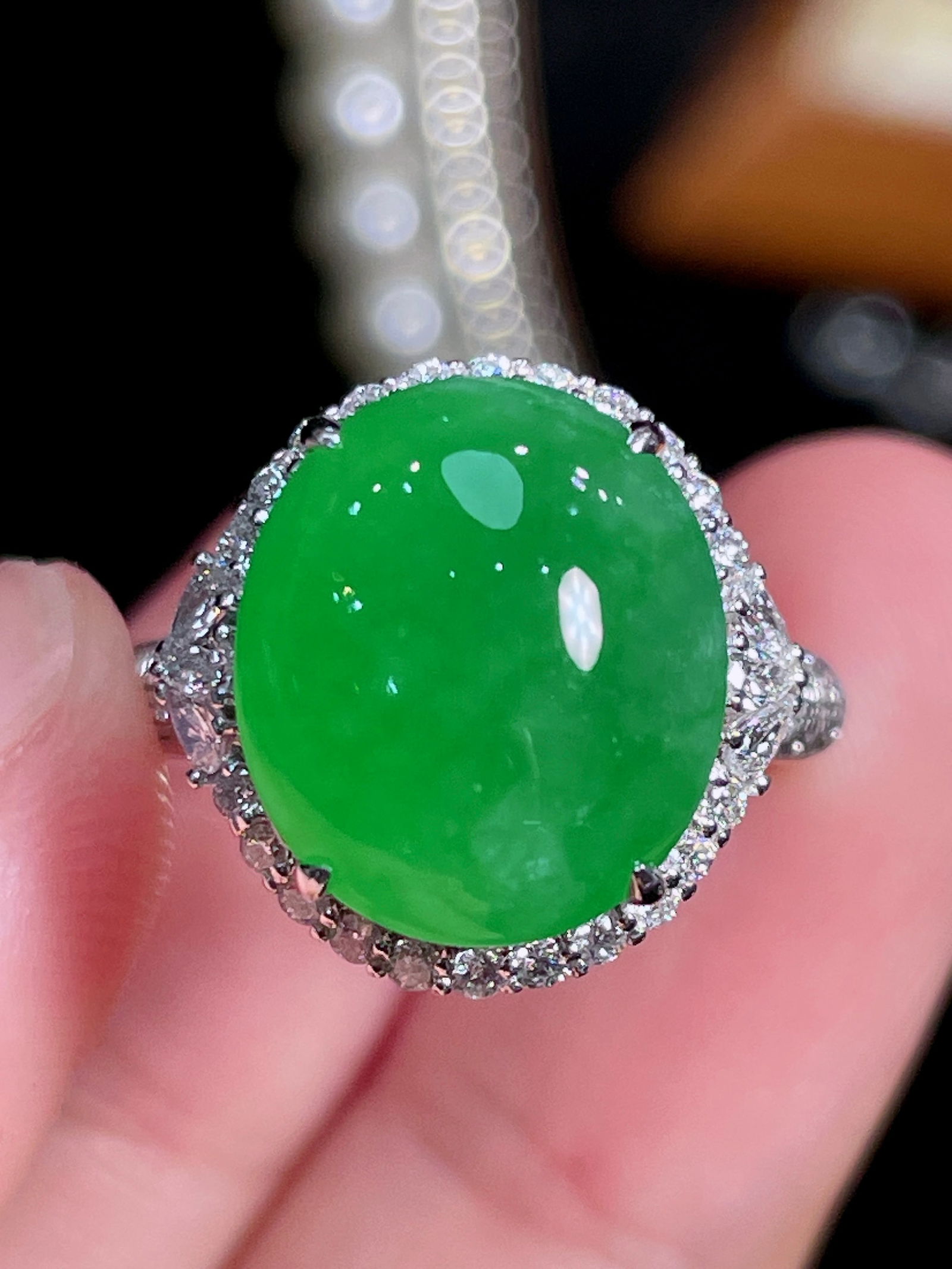 18k Gold Natural Green Jadeite Cabochon Ring (1 of 5)