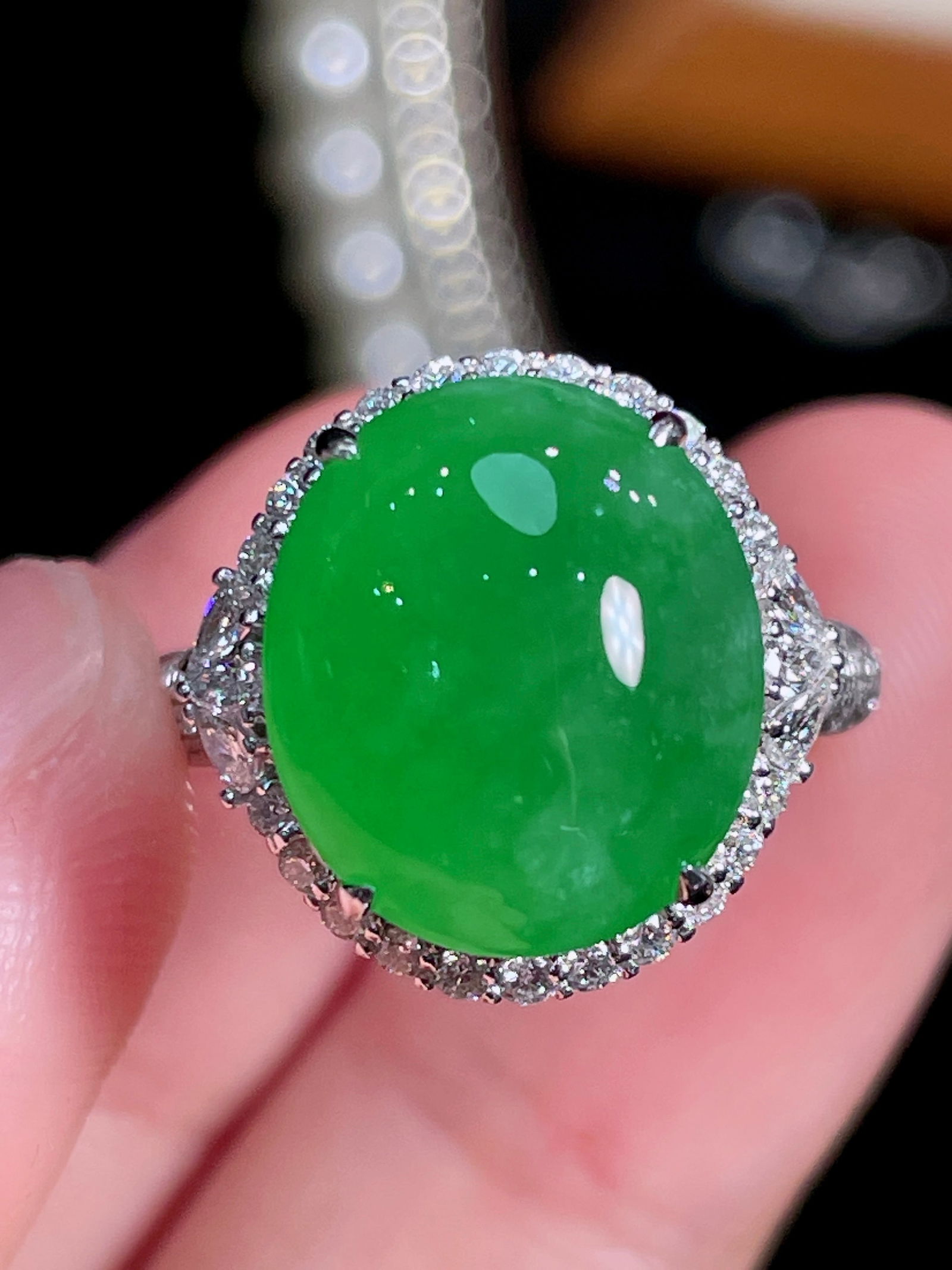 18k Gold Natural Green Jadeite Cabochon Ring - 2