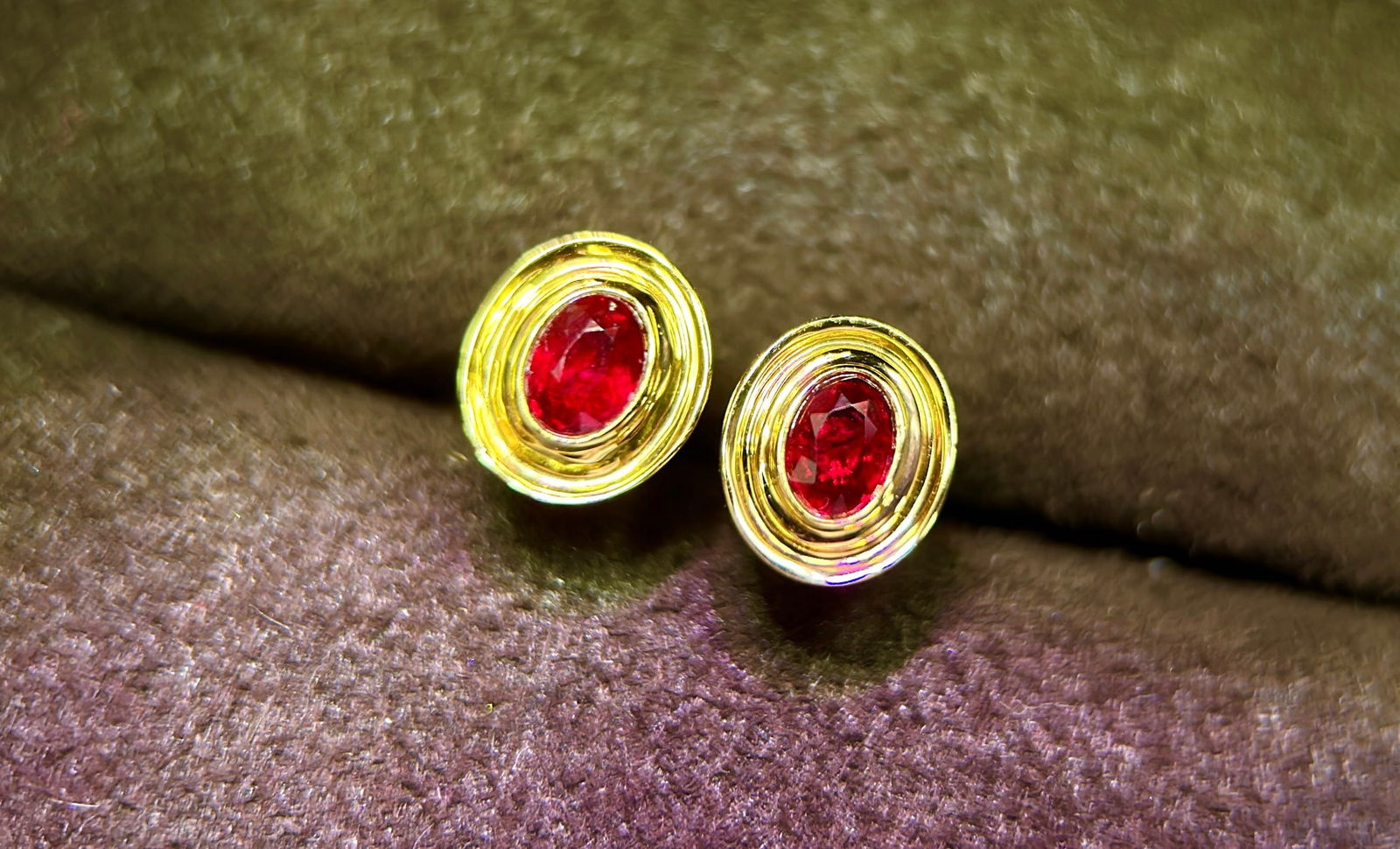 18k Gold Ruby Earrings - 4