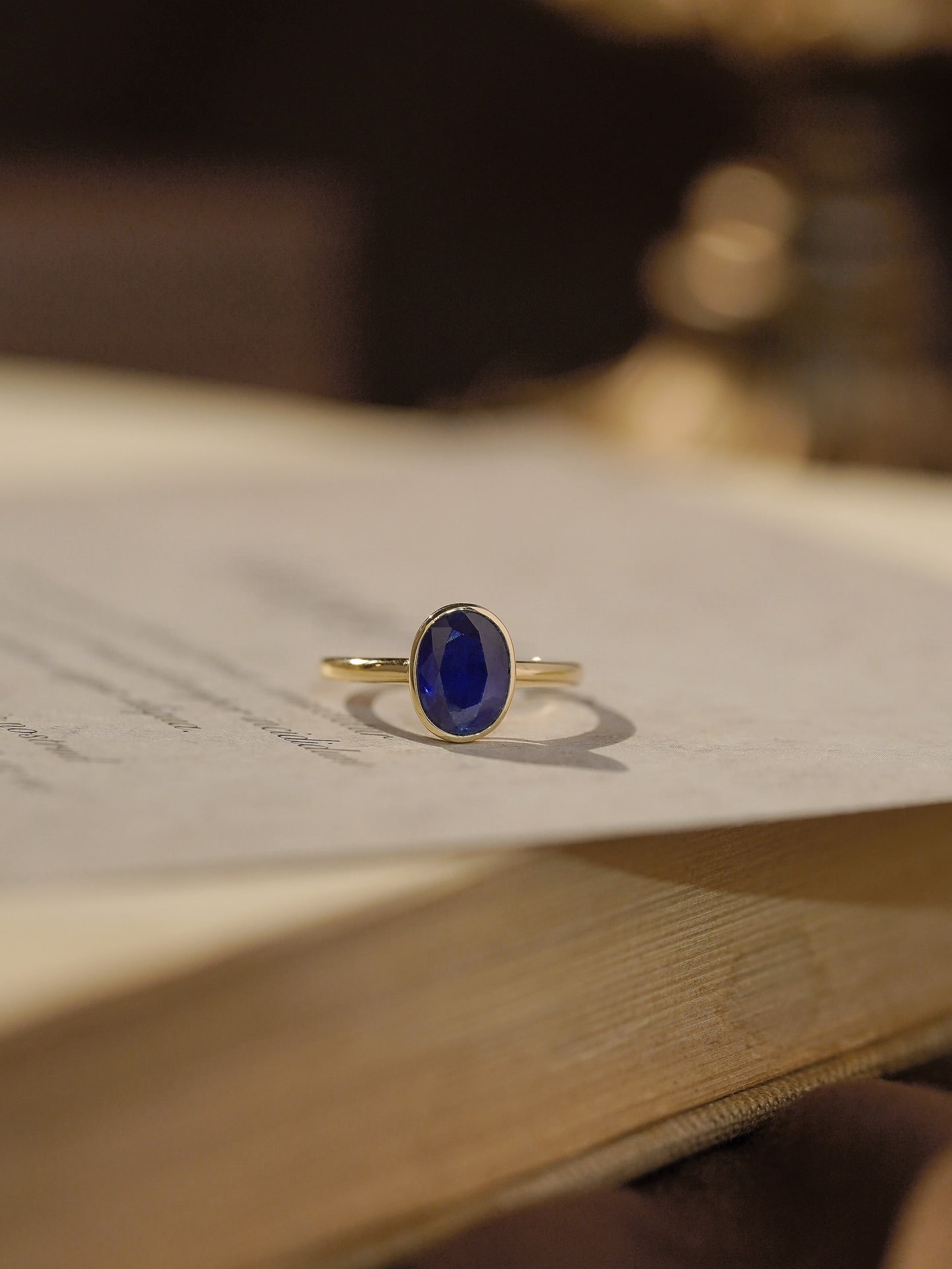 18k Sapphire Ring - 9