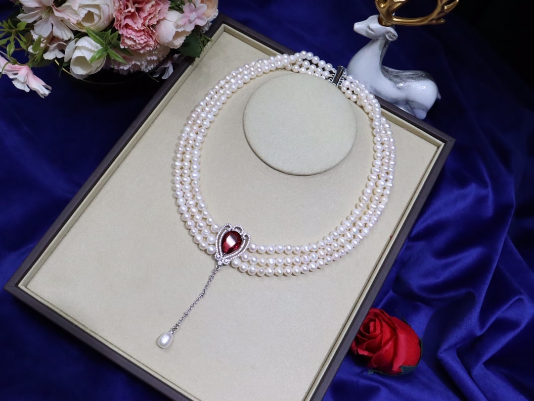 Ruby-colored natural pearl necklace - 6