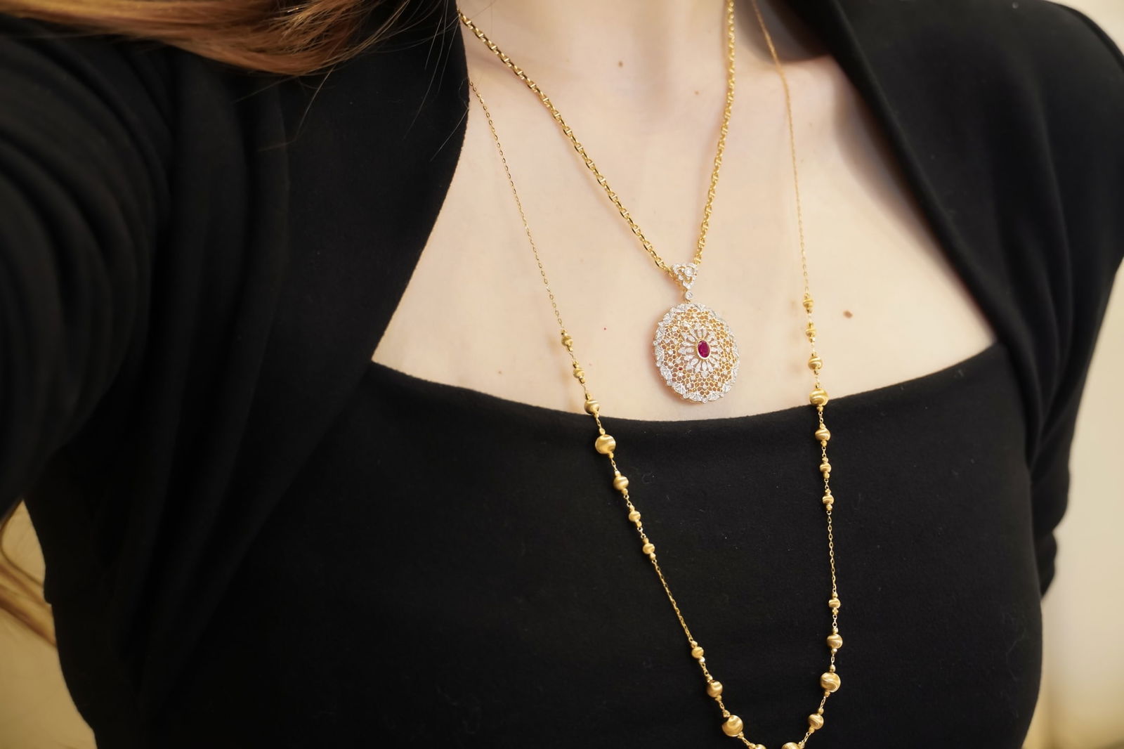 18K Gold Diamond Pigeon Blood Ruby Pendant - 2