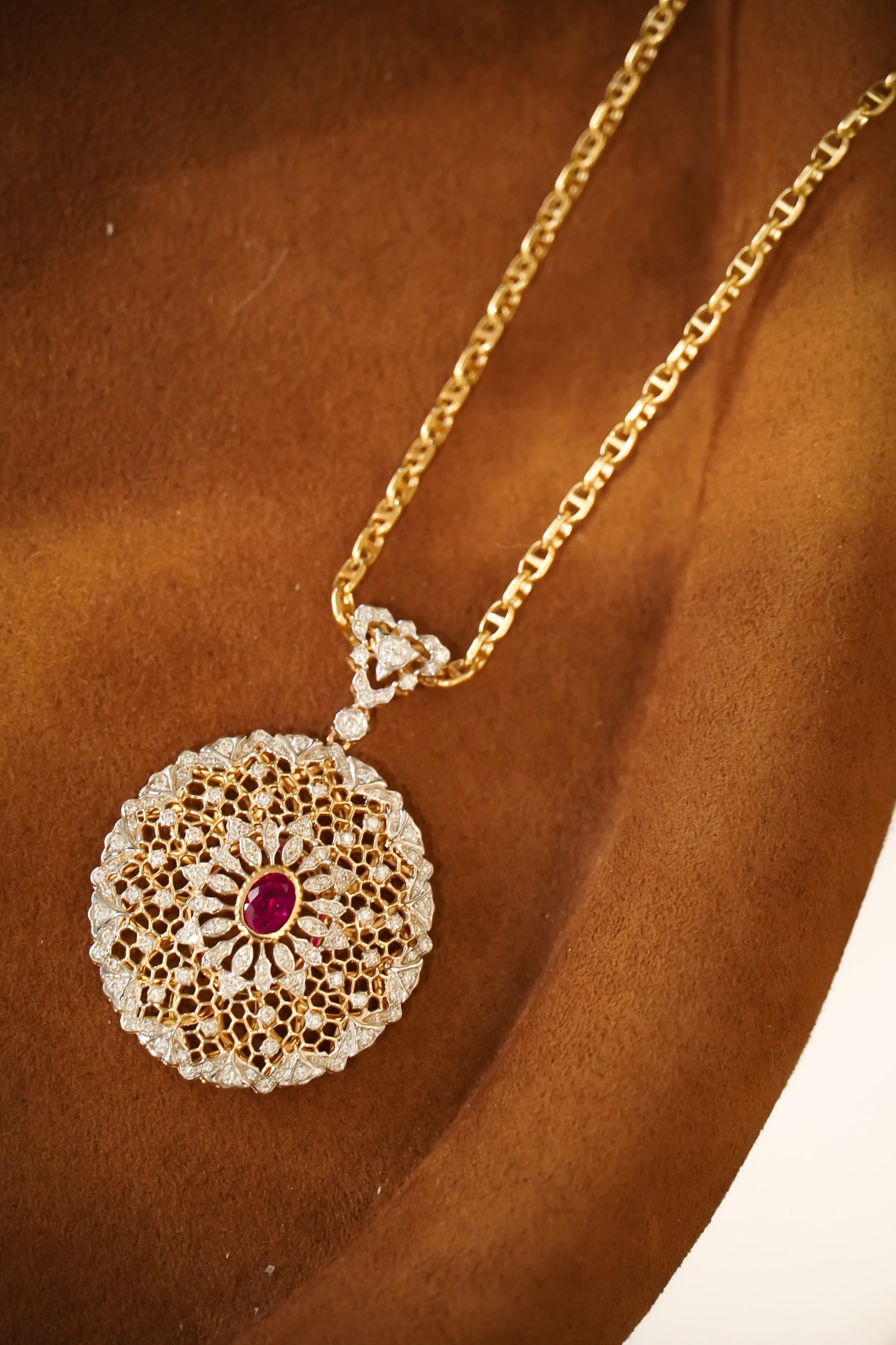 18K Gold Diamond Pigeon Blood Ruby Pendant - 4