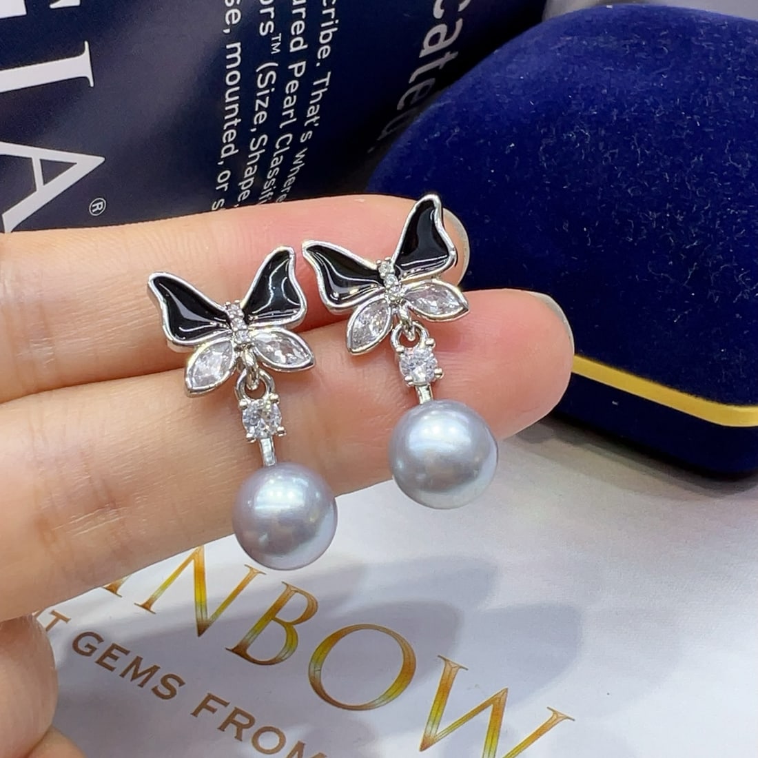 S925 Silver Freshwater Pearl Earrings - 3