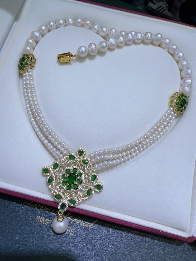 Natural Pearl Necklace with Emerald Green Accents - 3