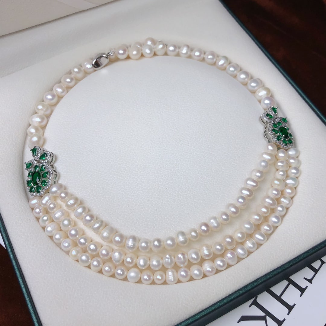 Multi-layered natural white pearl necklace - 5