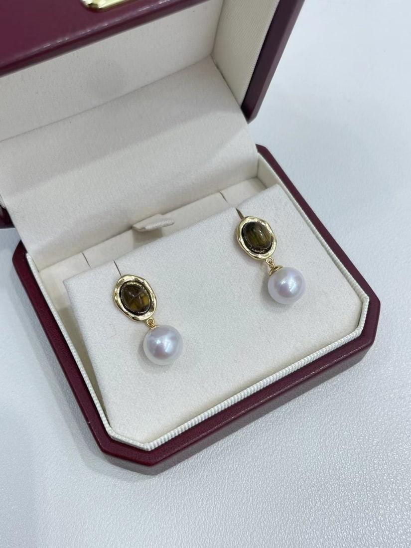 Sterling Silver Freshwater Pearl Necklace - 4