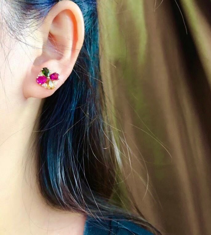 18k Gold Natural Tourmaline Clover Earrings - 6