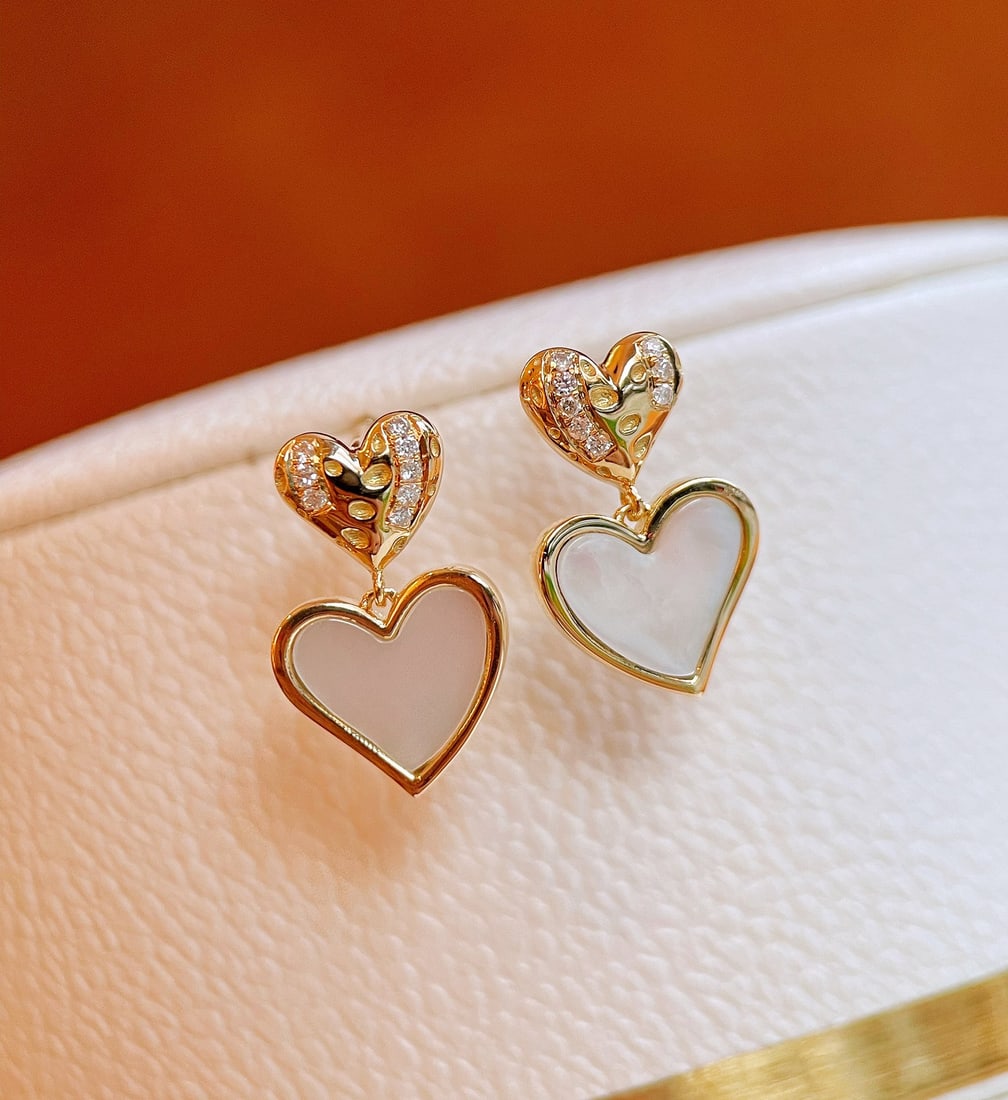 18k Diamond Heart Earrings - 7